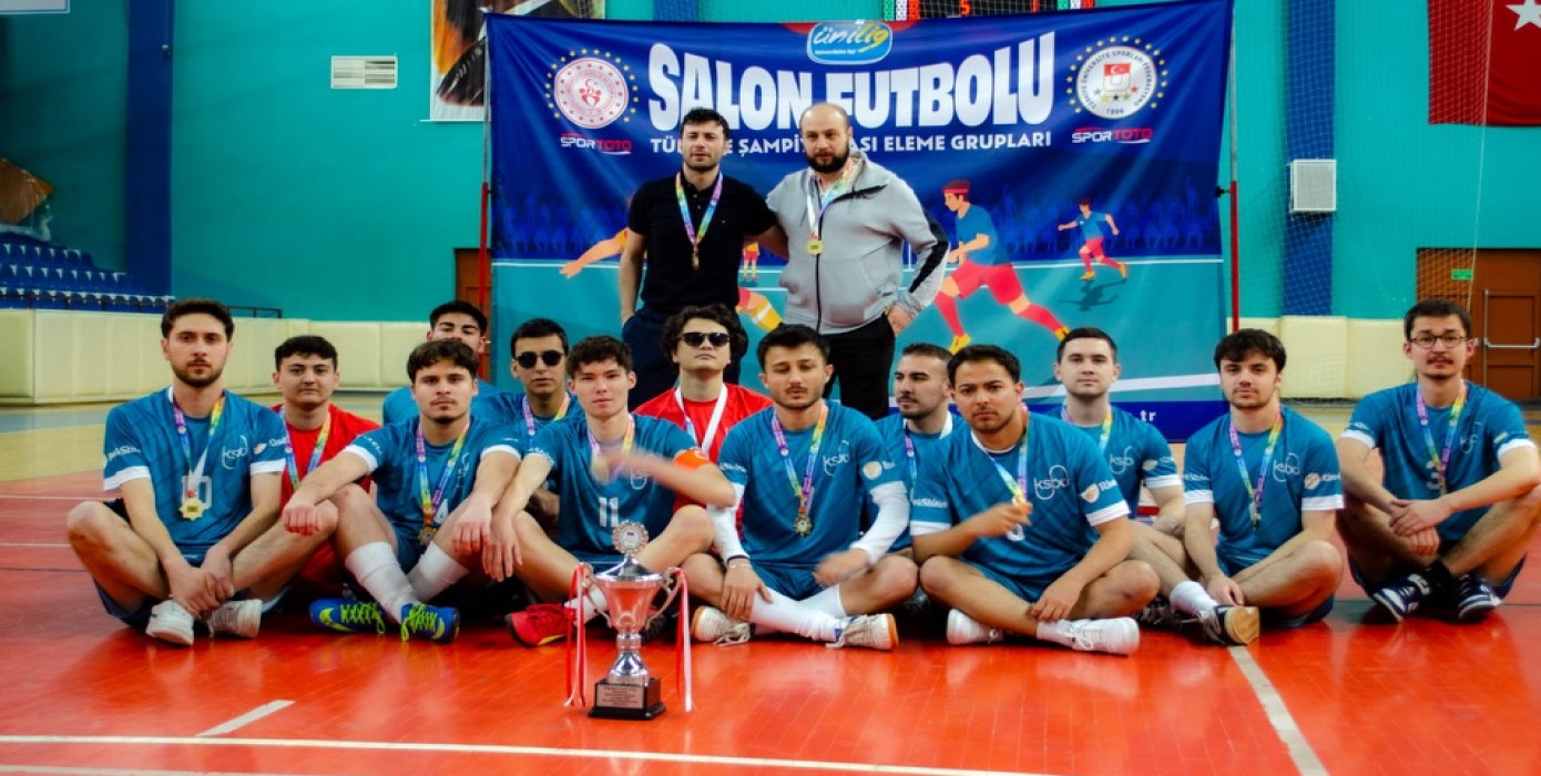 Üniversitemiz Erkek Futbol Takımı Salon Futbolu Şampiyonasında Şampiyon Oldu