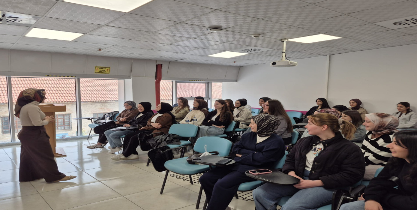 Hasta Bakımı Öğrencilerimize Klinik Uygulama Öncesi Oryantasyon Programı Düzenlendi.