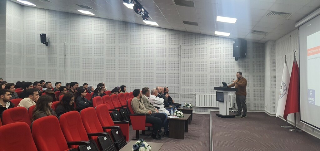 Üniversitemiz ve KÜGİAD İş Birliğiyle Hayata Geçirilen “ KÜGİAD Öğrenci Staj ve Web Platformu Geliştirme İş Birliği Protokolü“ Bilgilendirme Toplantısı Yapıldı. - 7