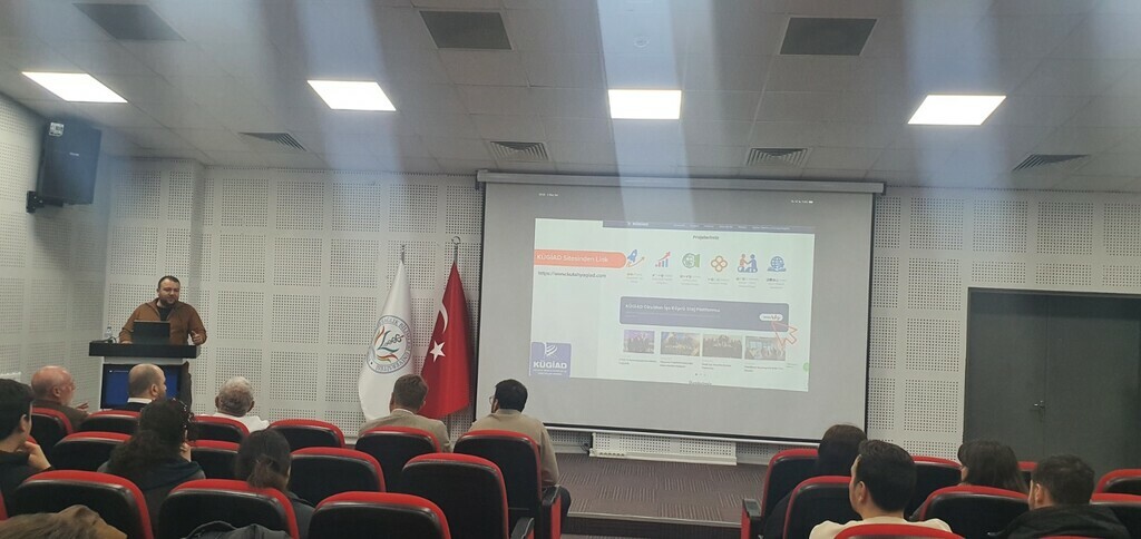 Üniversitemiz ve KÜGİAD İş Birliğiyle Hayata Geçirilen “ KÜGİAD Öğrenci Staj ve Web Platformu Geliştirme İş Birliği Protokolü“ Bilgilendirme Toplantısı Yapıldı. - 8