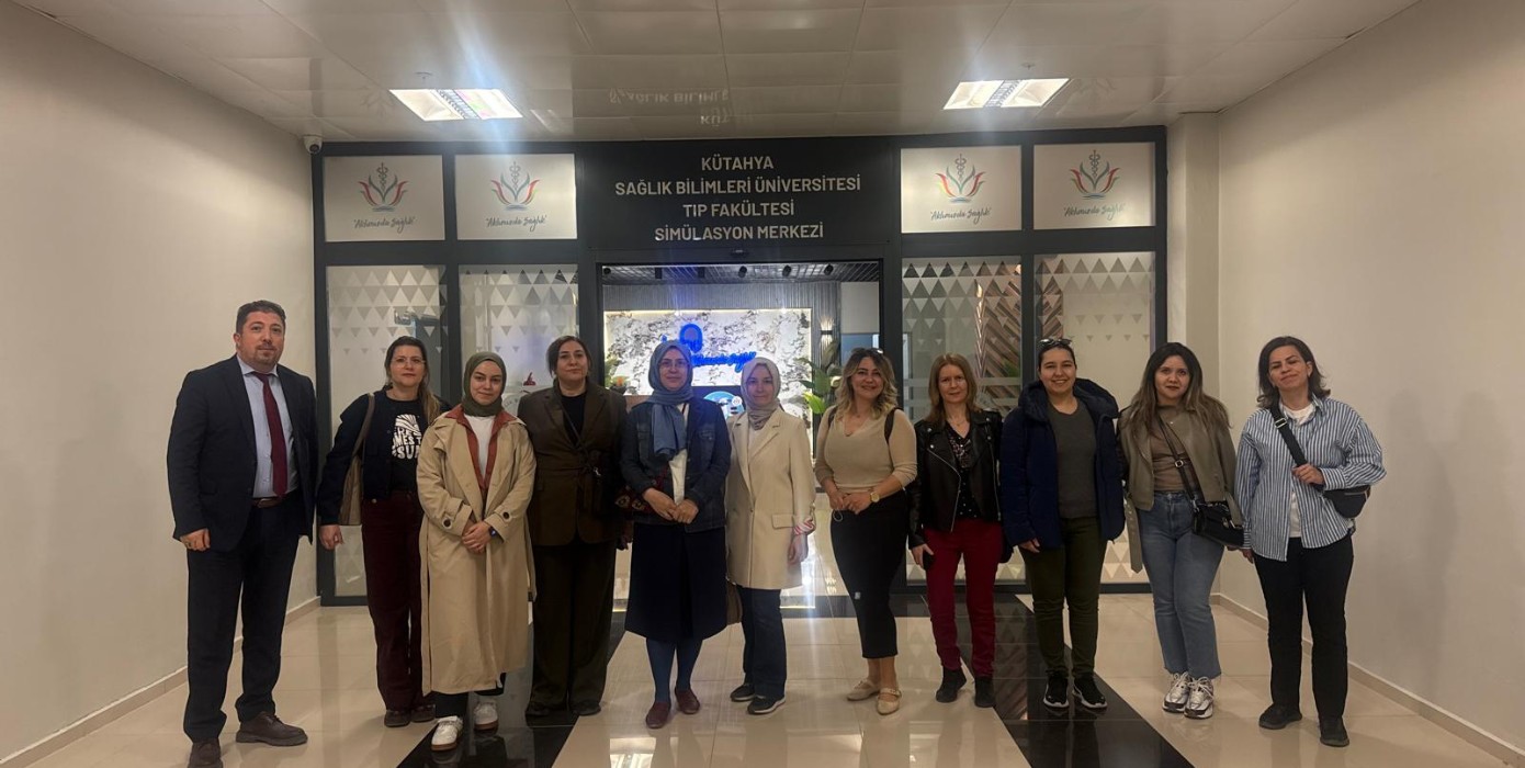 Ebelik Bölümü Simülasyon Merkezi’ni Ziyaret Etti