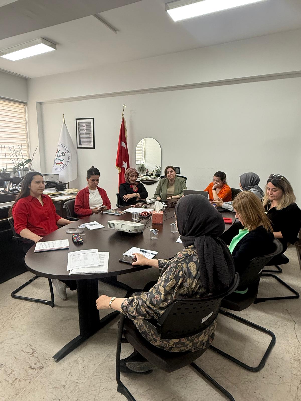 Ebelik Bölümünde Kalite ve Akreditasyon Toplantısı Gerçekleştirildi - 3