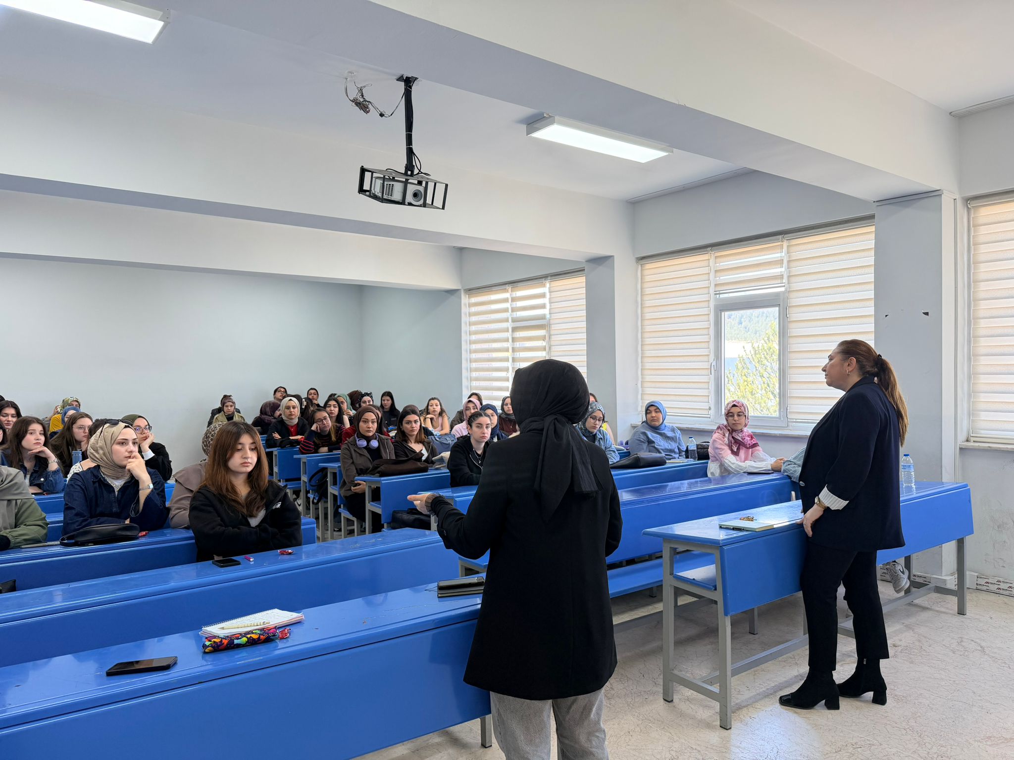 Ebelik Bölümü Başkanlığı ile 2. Sınıf Öğrenci Buluşması Gerçekleştirildi - 3