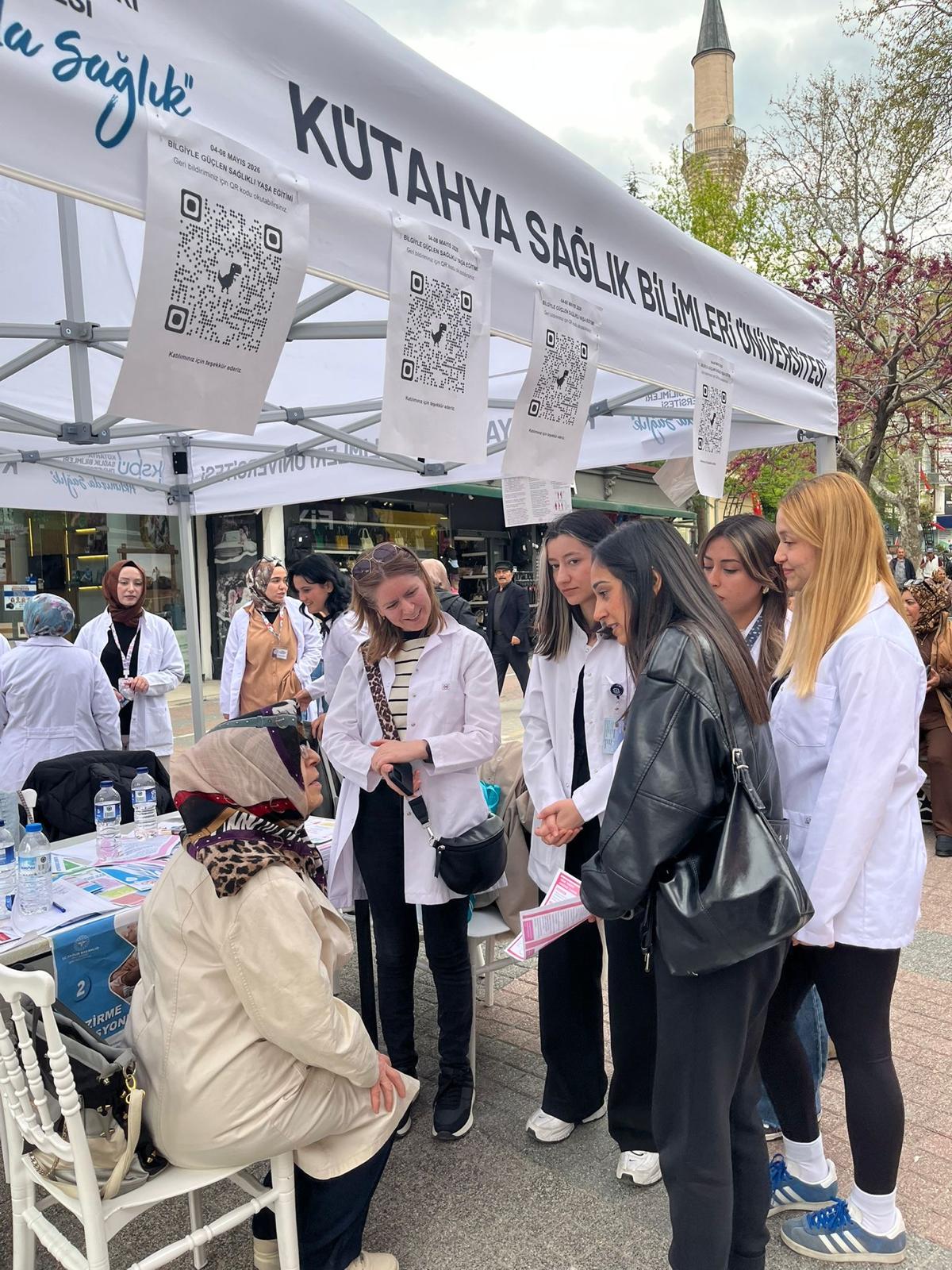 Ebelik Bölümü “Bilgiyle Güçlen, Sağlıklı Yaşa: Ebeler Merak Ettiklerinizi Yanıtlıyor” başlıklı toplumsal katkı etkinliği gerçekleşti. - 17