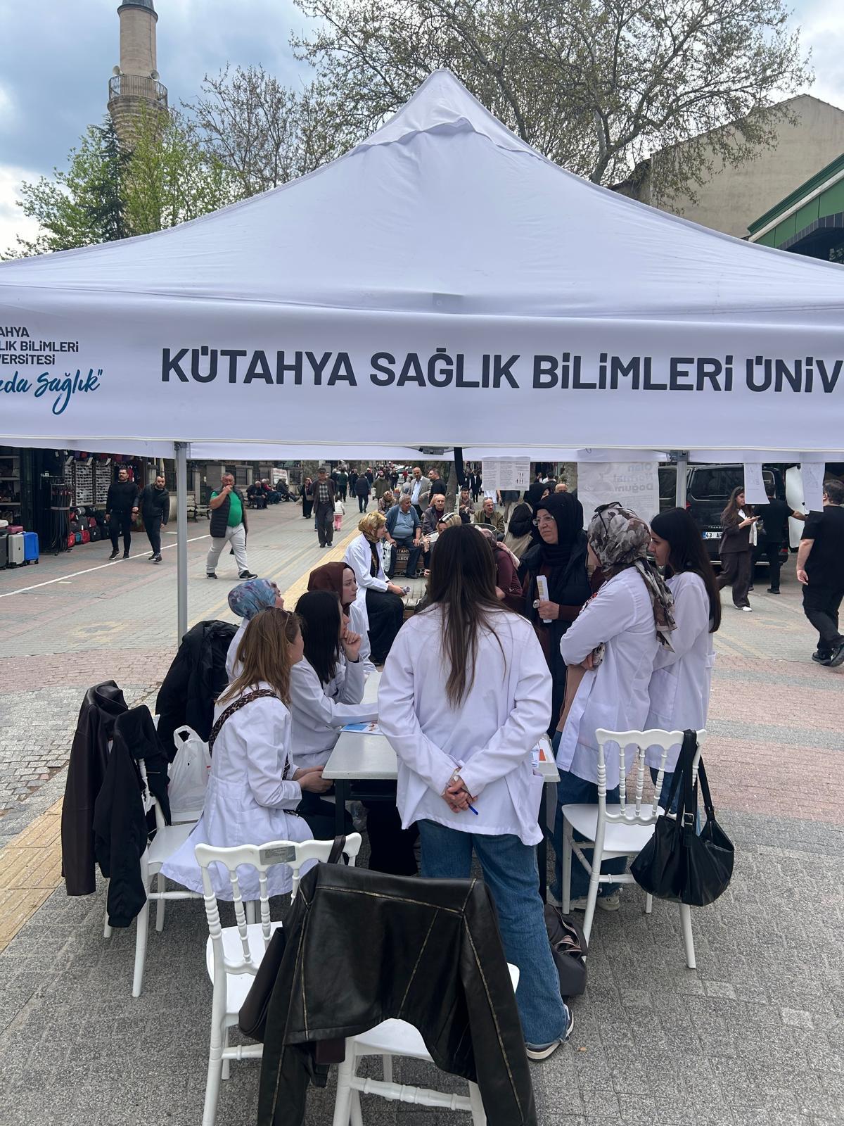 Ebelik Bölümü “Bilgiyle Güçlen, Sağlıklı Yaşa: Ebeler Merak Ettiklerinizi Yanıtlıyor” başlıklı toplumsal katkı etkinliği gerçekleşti. - 18