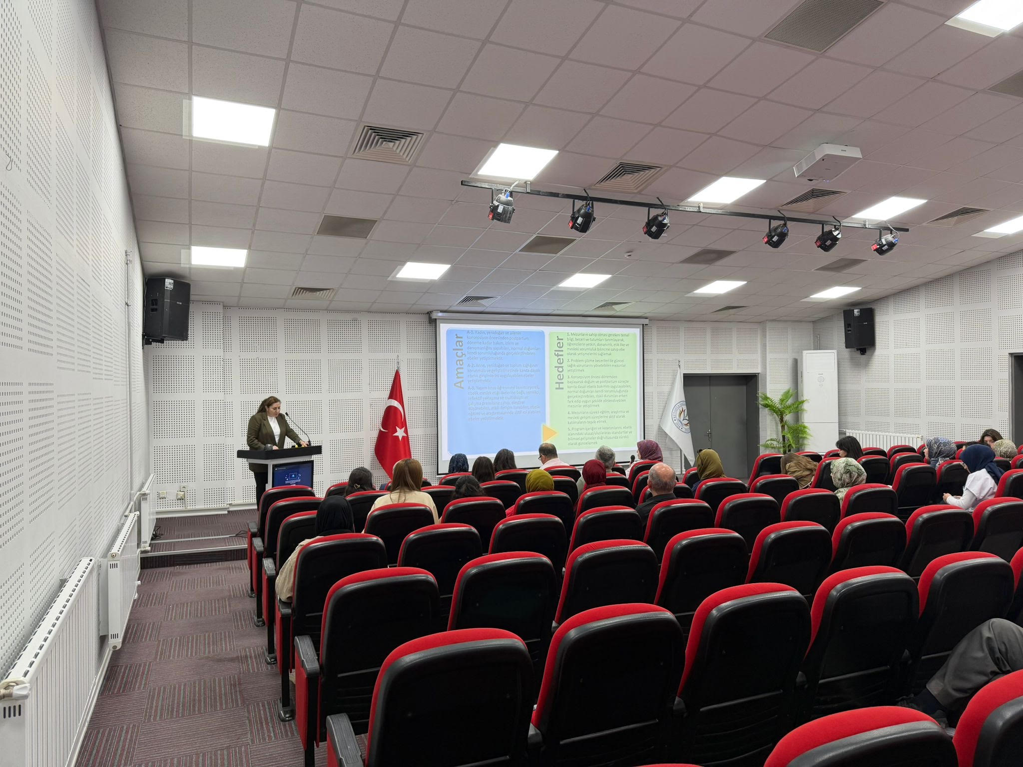 Kalite ve Akreditasyon Çalışmaları Kapsamında “İç Paydaş Toplantısı“ Gerçekleştirildi - 6