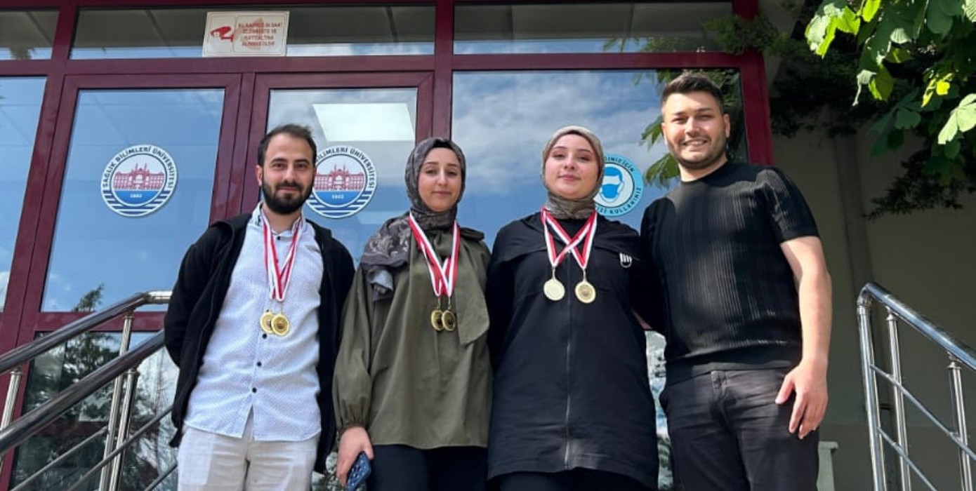 Gediz Sağlık Hizmetleri Meslek Yüksekokulu Öğrencilerinden  XI. TRALLİ Travma Rallisinde Önemli Başarı
