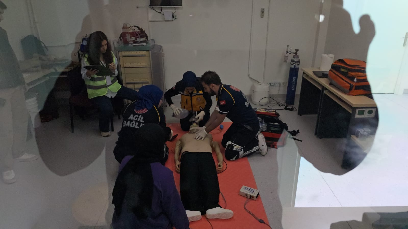 Gediz Sağlık Hizmetleri Meslek Yüksekokulu Öğrencilerinden  XI. TRALLİ Travma Rallisinde Önemli Başarı - 2