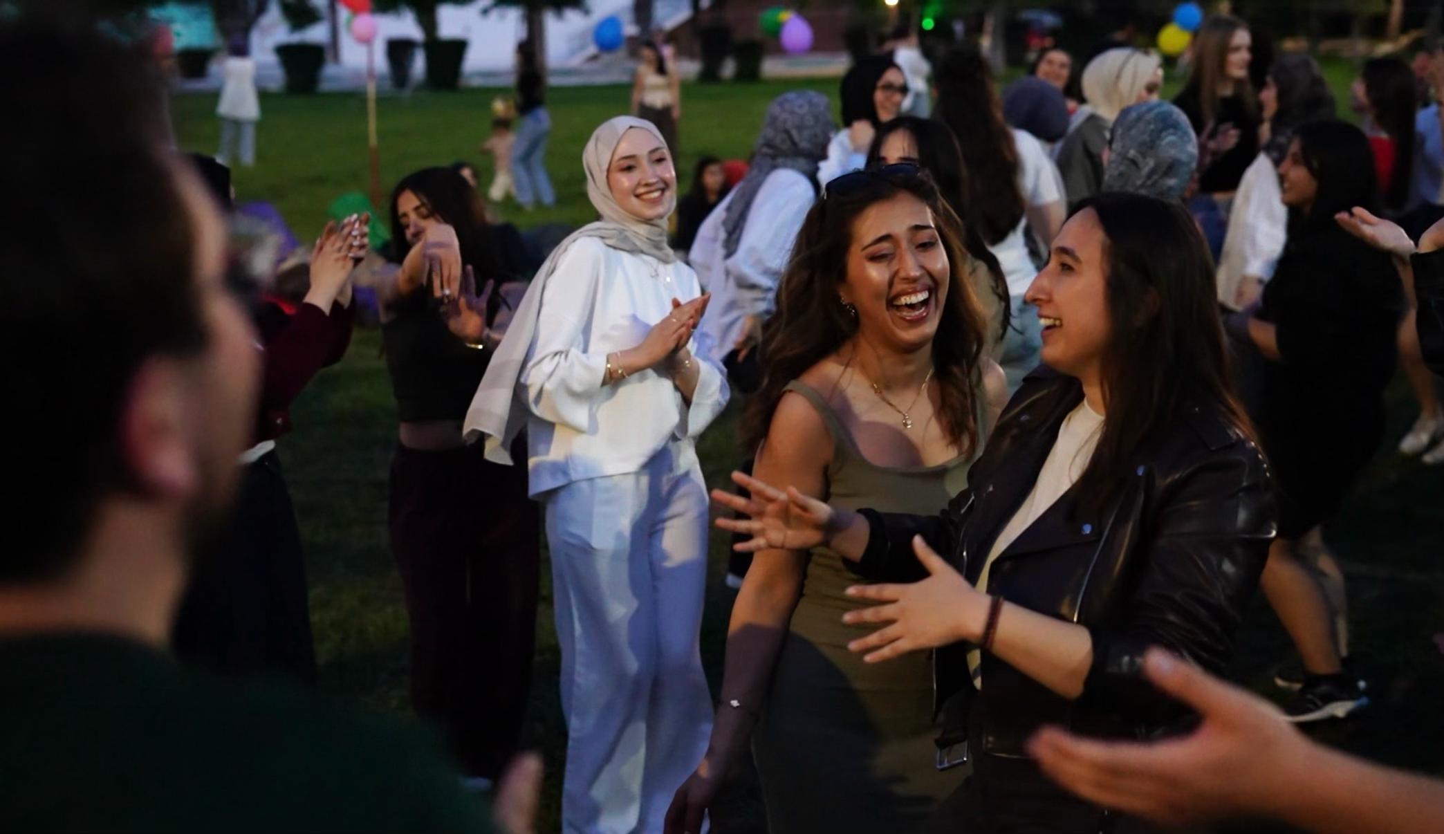 KSBÜ Hemşirelik Haftası’nda “Bir Doz Müzik, Bolca Eğlence“ Coşkusu - 11