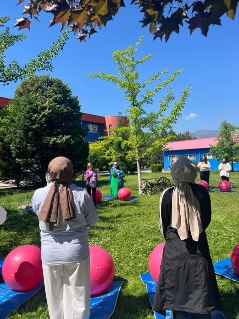 2026 Safranbolu Ebelik Öğrenci Kongresi’nde bölümümüz öğretim üyeleri ve öğrencileri önemli başarı ve katkılarıyla dikkat çekti: BİRİNCİLİK ÖDÜLÜ - 12