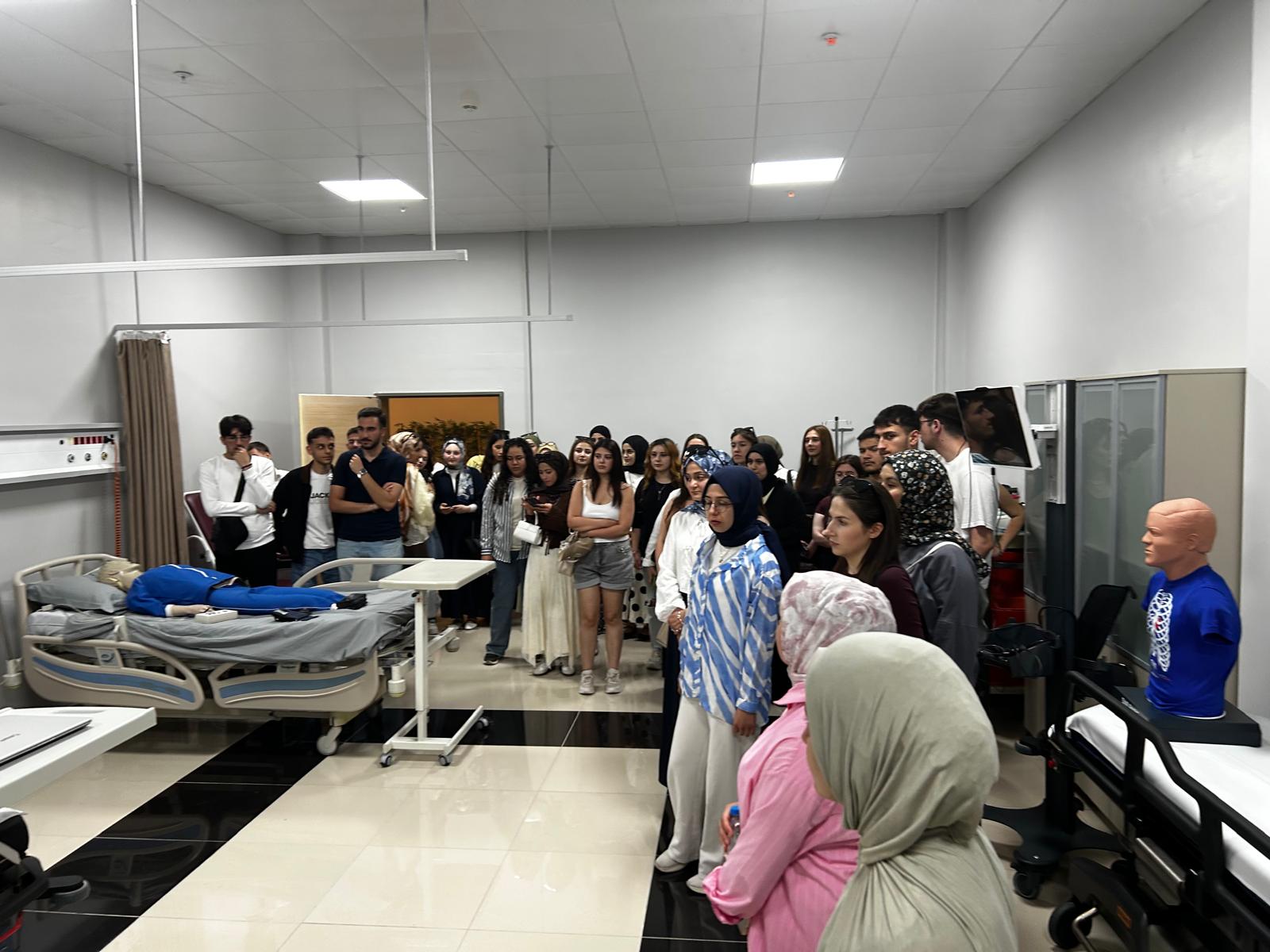 Gediz SHMYO Eczane Hizmetleri Öğrencilerinden Teknik ve Kültürel Gezi - 2