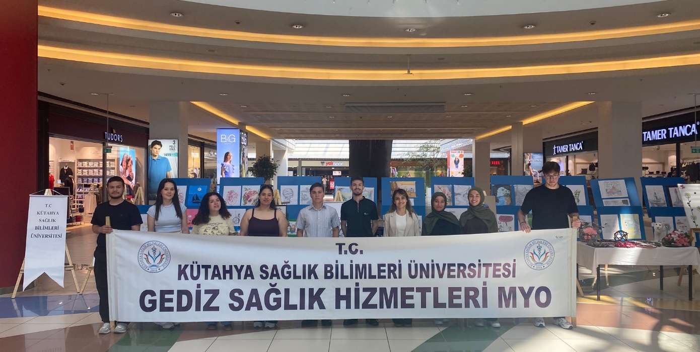 Öğrencilerimizin Çalışmaları Kütayha Sera AVM’DE Sergilendi