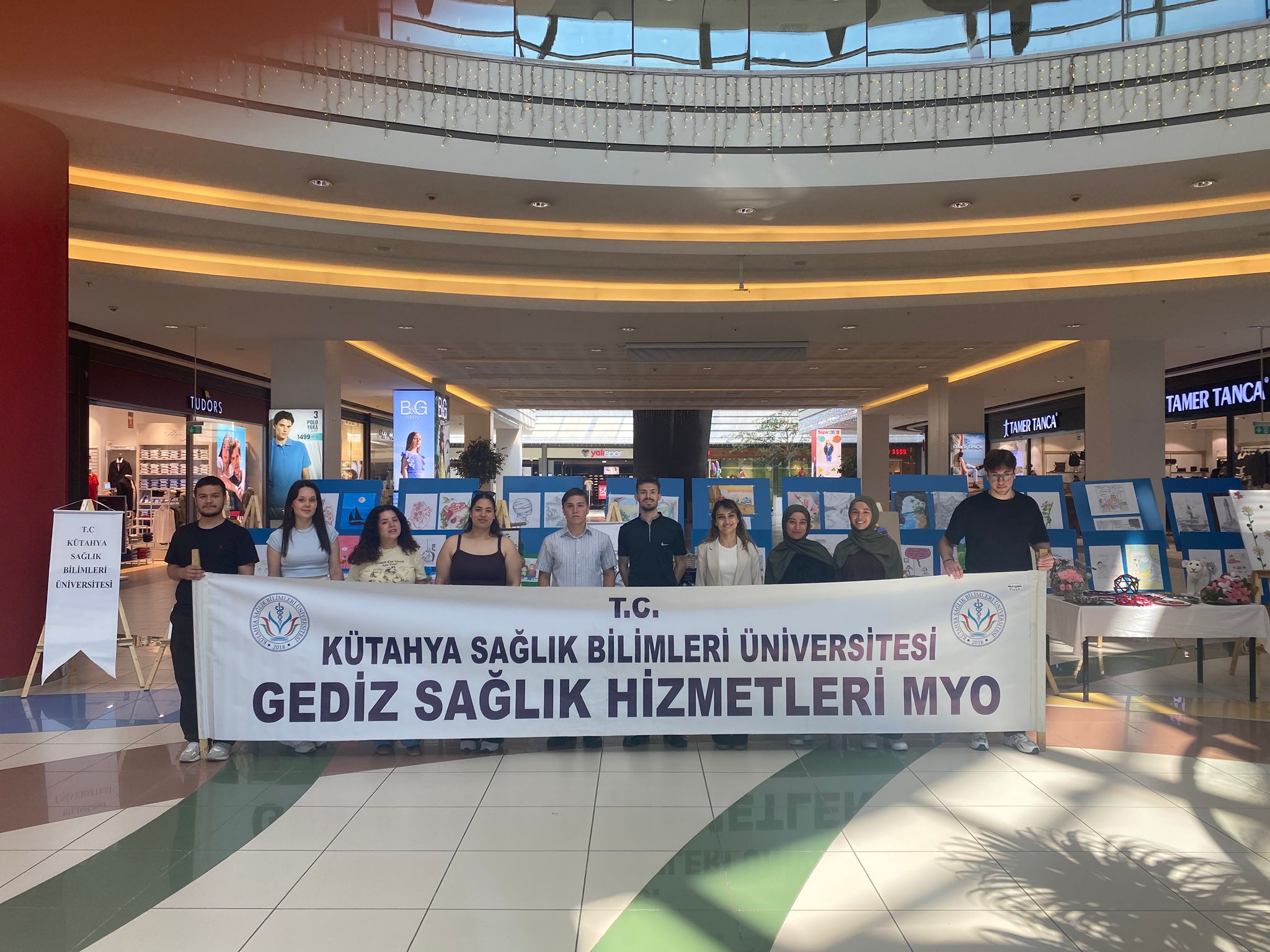 Öğrencilerimizin Çalışmaları Kütayha Sera AVM’DE Sergilendi - 3