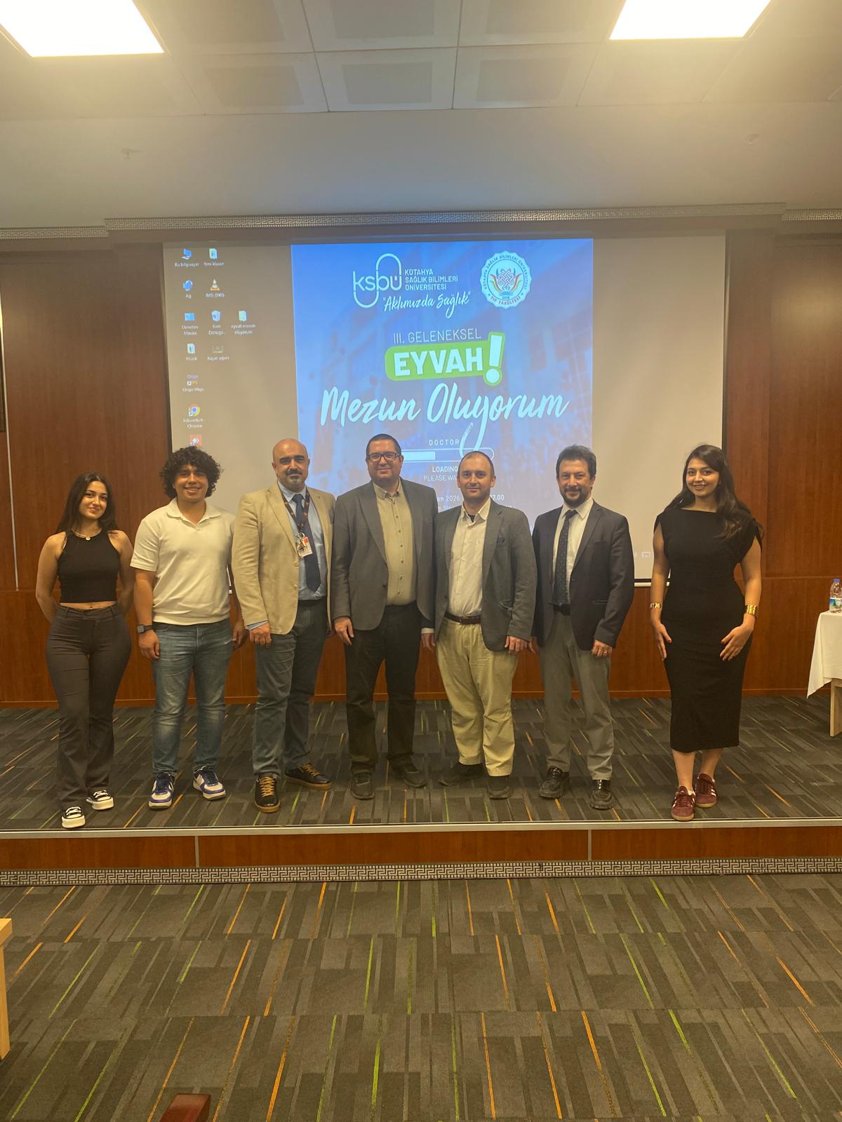 “Geleneksel III. Eyvah! Mezun Oluyorum“ Etkinliği Büyük Bir Coşkuyla Gerçekleşti - 8