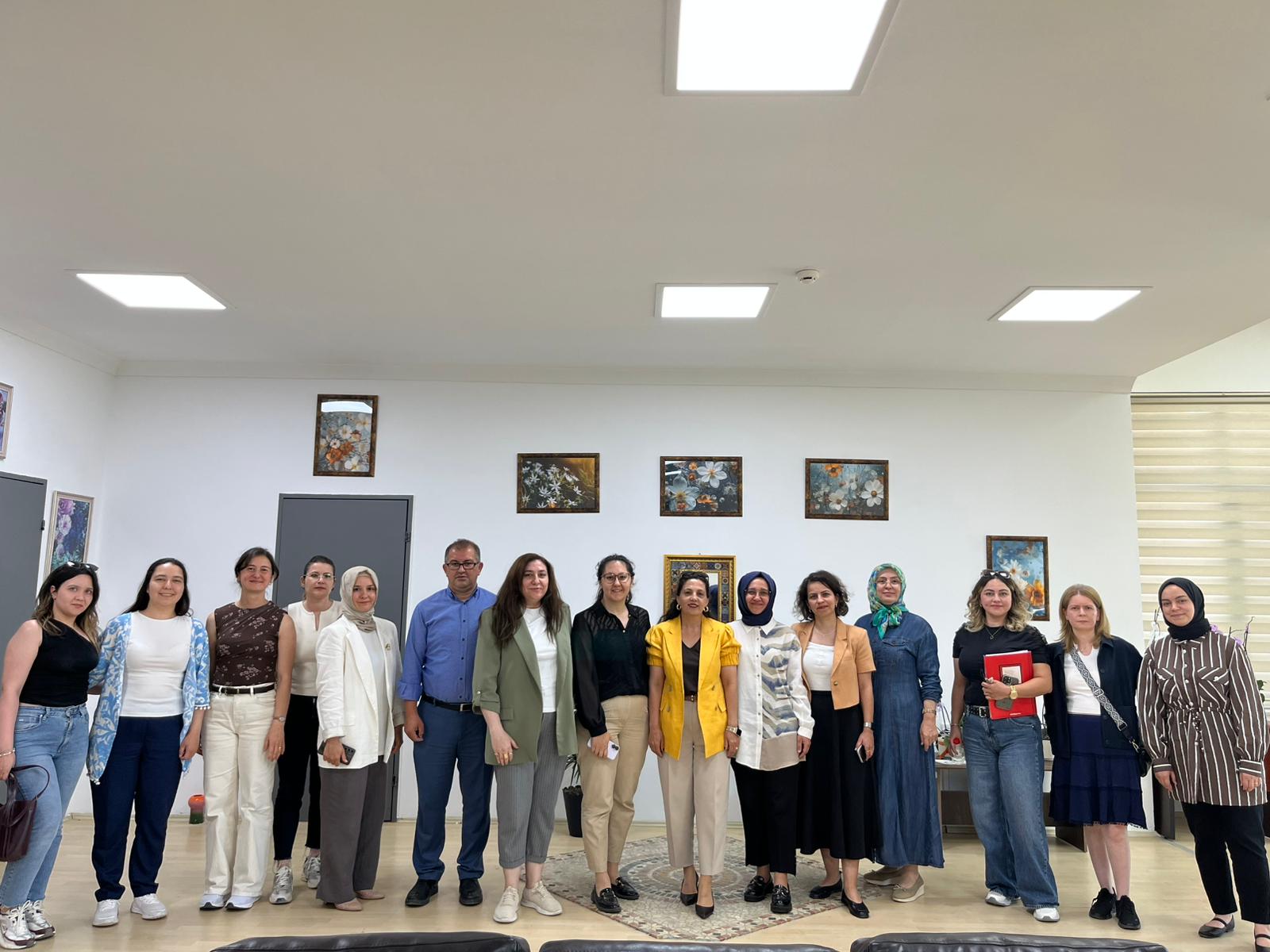 Sağlık Bilimler Fakültesi Dekanlığı ile Akreditasyon Çalışmaları Değerlendirme Toplantısı Gerçekleşti - 5