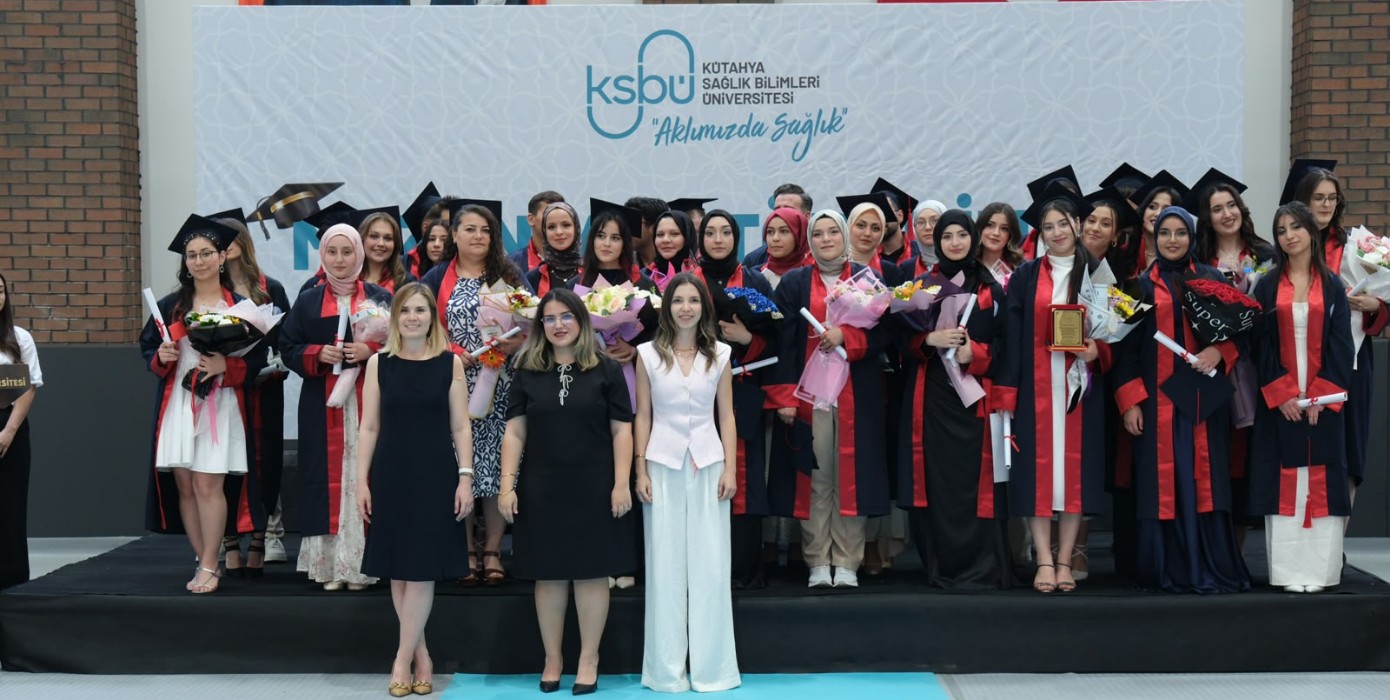 Diş Protez Teknolojisi Programı Mezunlarımızı Uğurladık