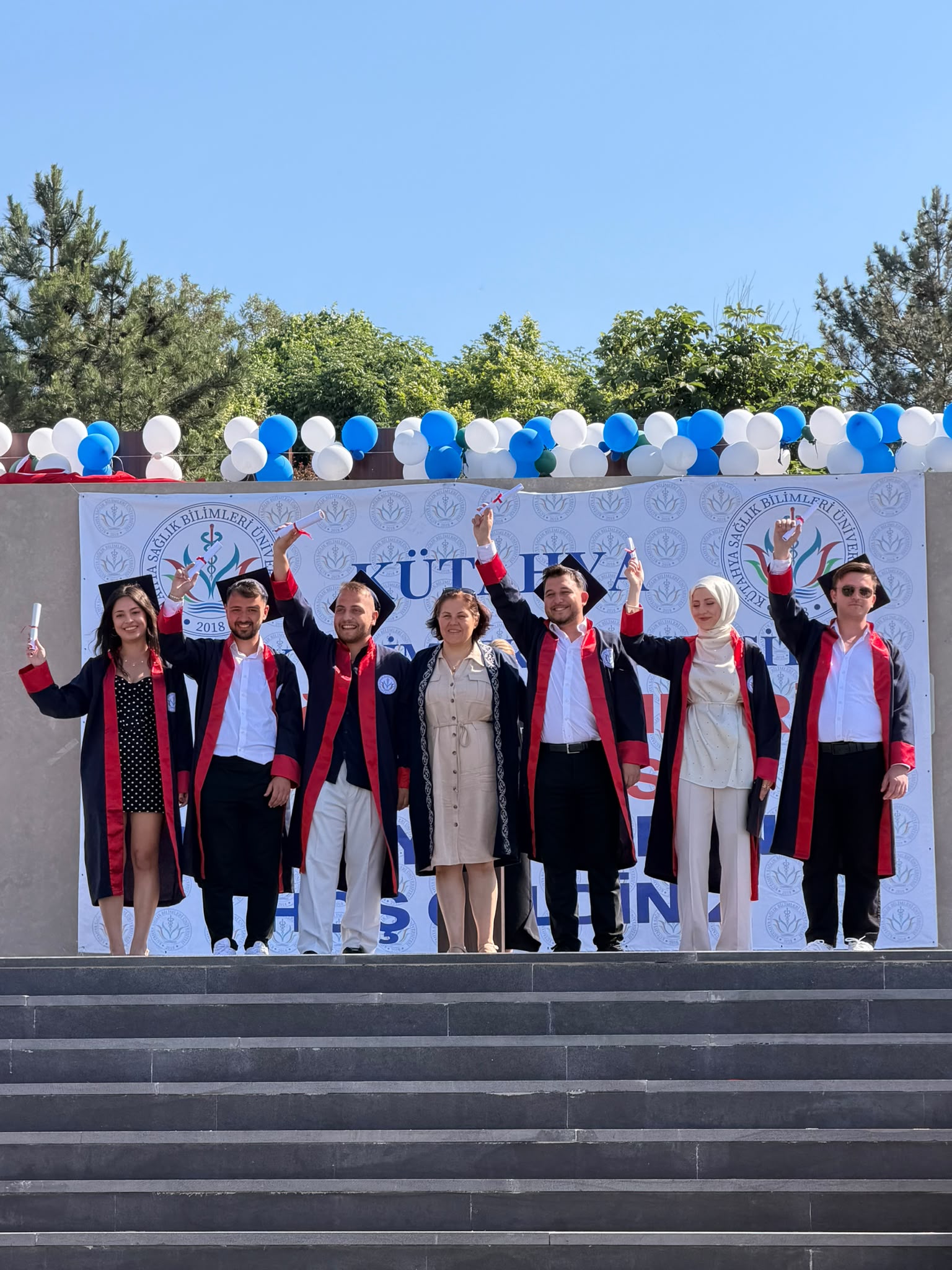 Hemşirelik Bölümümüz Mezunlarını Gururla Uğurladı - 2