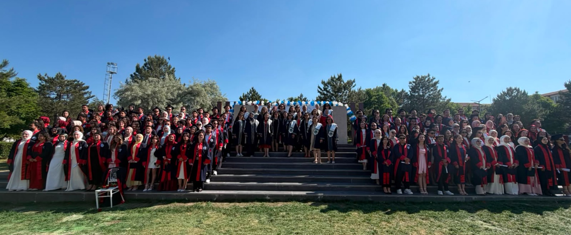 Mezunlarımızı Gururla Uğurladık