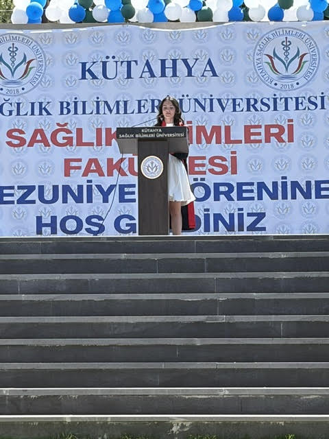 Şefkat, Bilim ve Umutla Yeni Bir Başlangıç: Ebelik Bölümü 2026 Yılı Mezunlarını Uğurladı