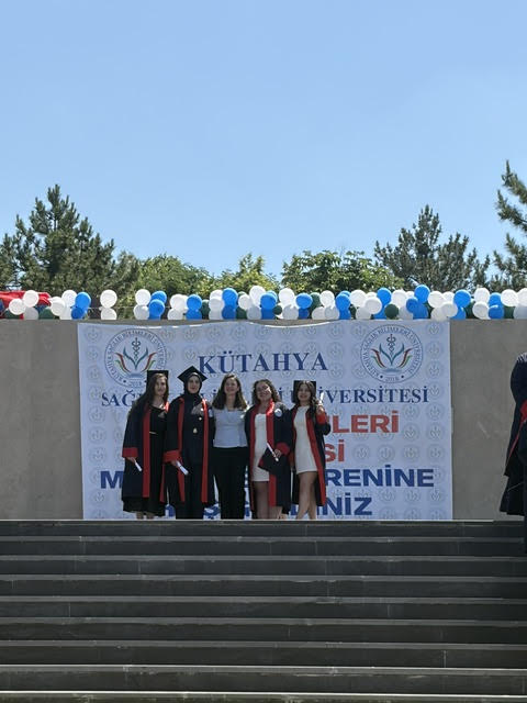 Şefkat, Bilim ve Umutla Yeni Bir Başlangıç: Ebelik Bölümü 2026 Yılı Mezunlarını Uğurladı