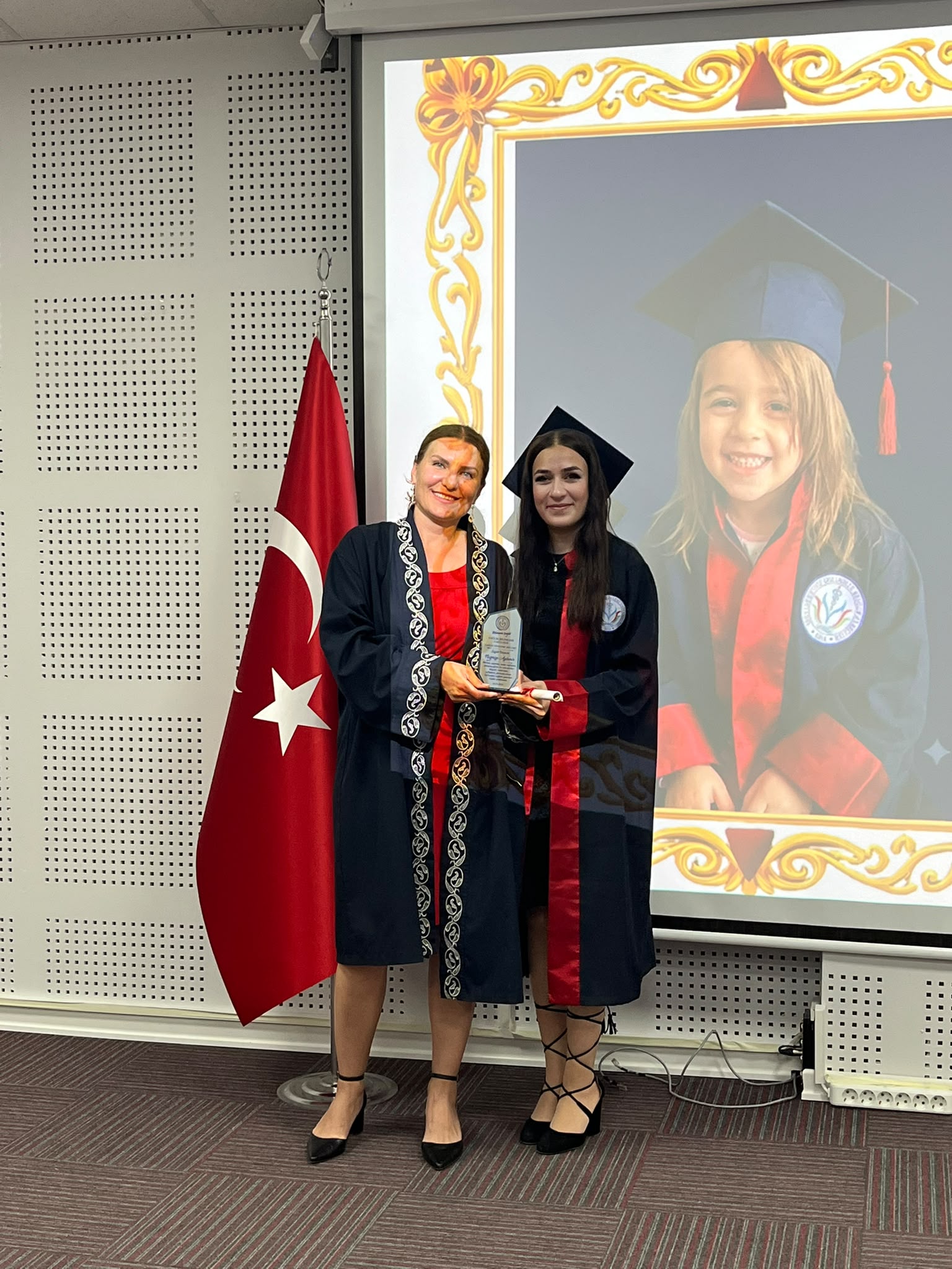 Bölümümüz 2026 Mezunlarını Coşkuyla Uğurladı - 7