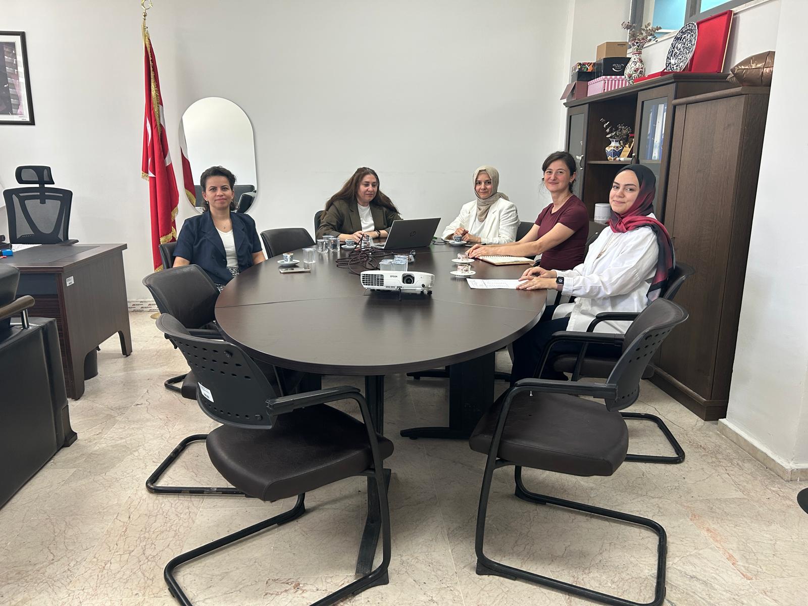 Ebelik Bölümü Program Değerlendirme Komisyonu Toplantısı Gerçekleştirildi - 1