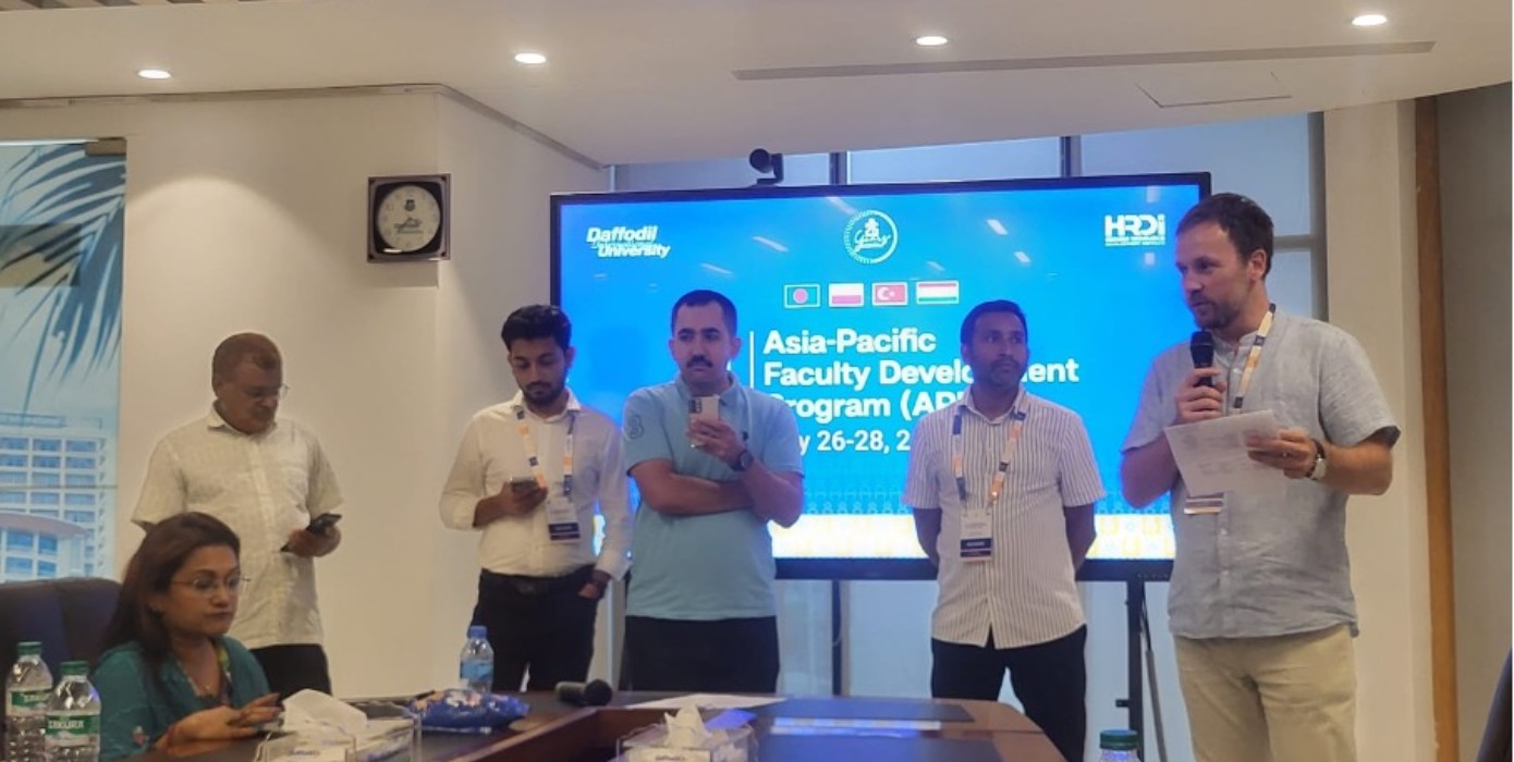 Dr. Öğr. Üyesi İbrahim TOPUZ’dan KA171 Erasmus+ Kapsamında Bangladeş’e Akademik Ziyaret