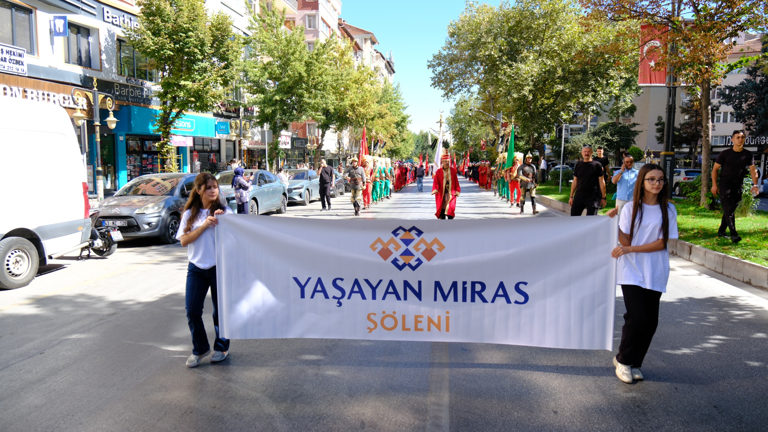 YAŞAYAN MİRAS ŞÖLENİ BAŞLADI