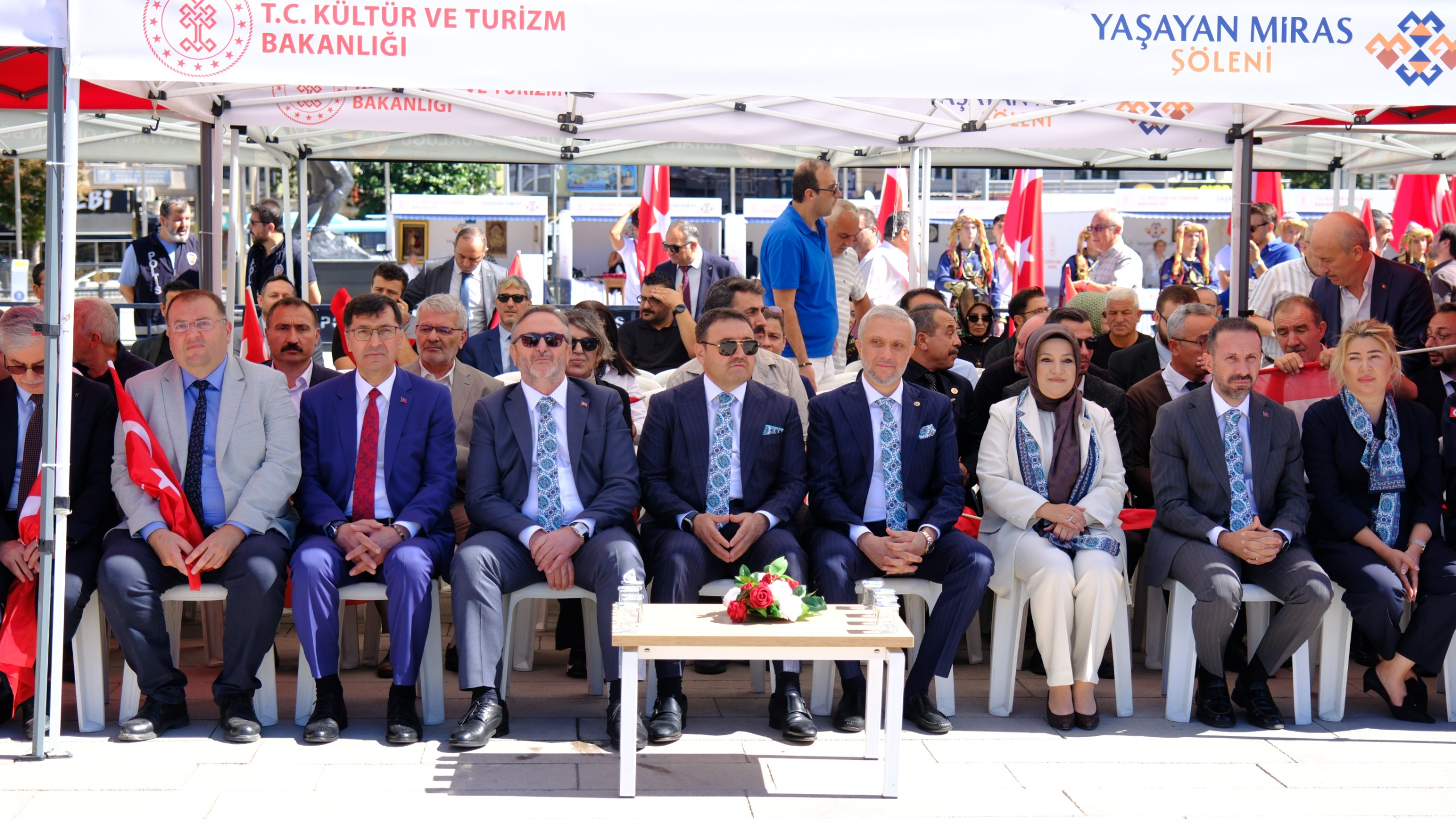 YAŞAYAN MİRAS ŞÖLENİ BAŞLADI