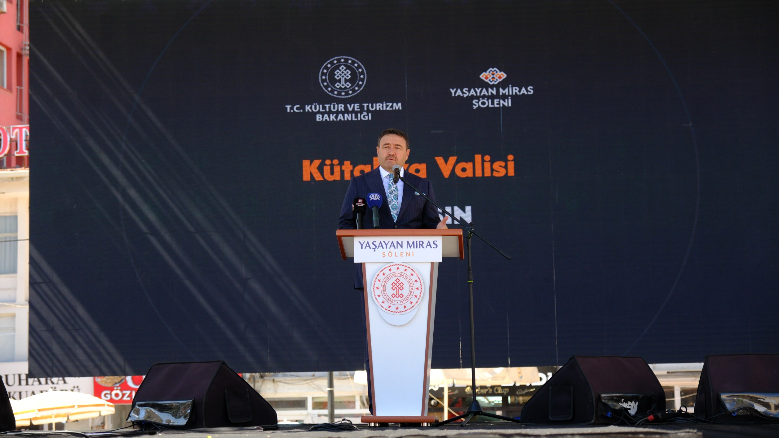 YAŞAYAN MİRAS ŞÖLENİ BAŞLADI