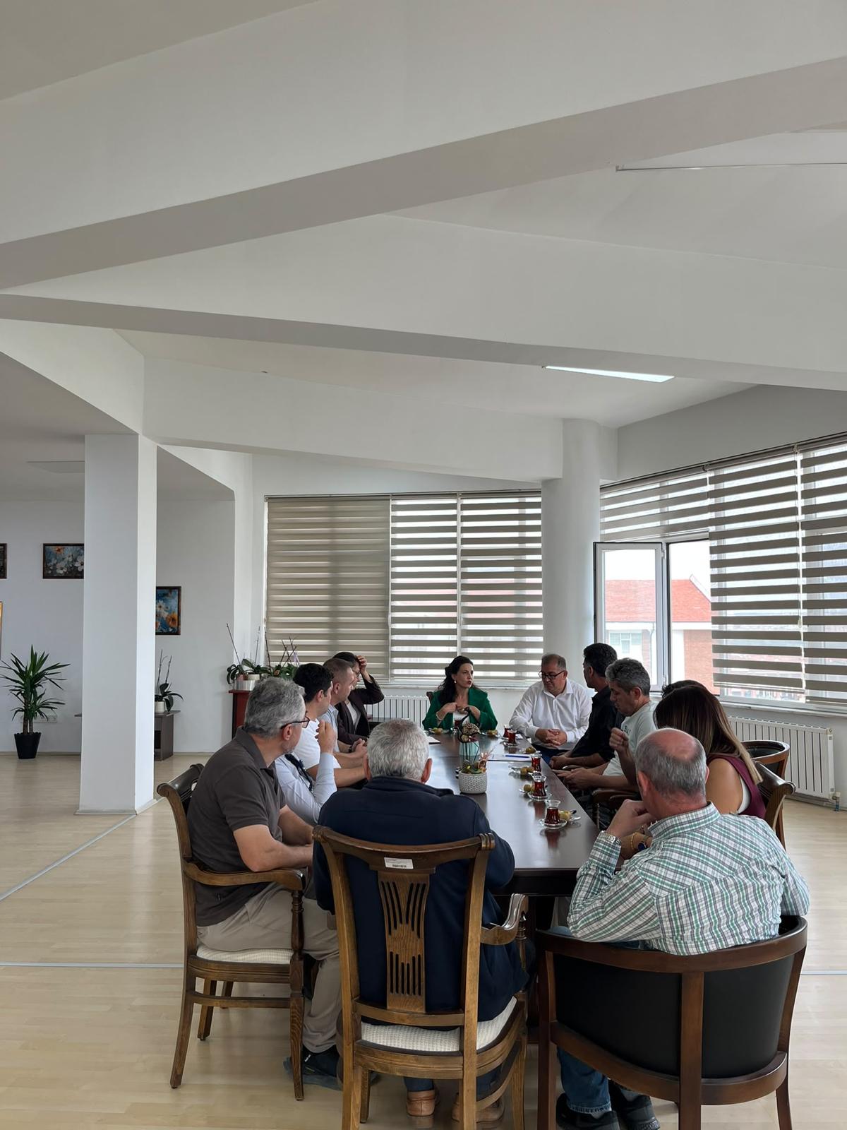 Fakültemiz İdari Personeli ile Toplantı Gerçekleştirildi - 1