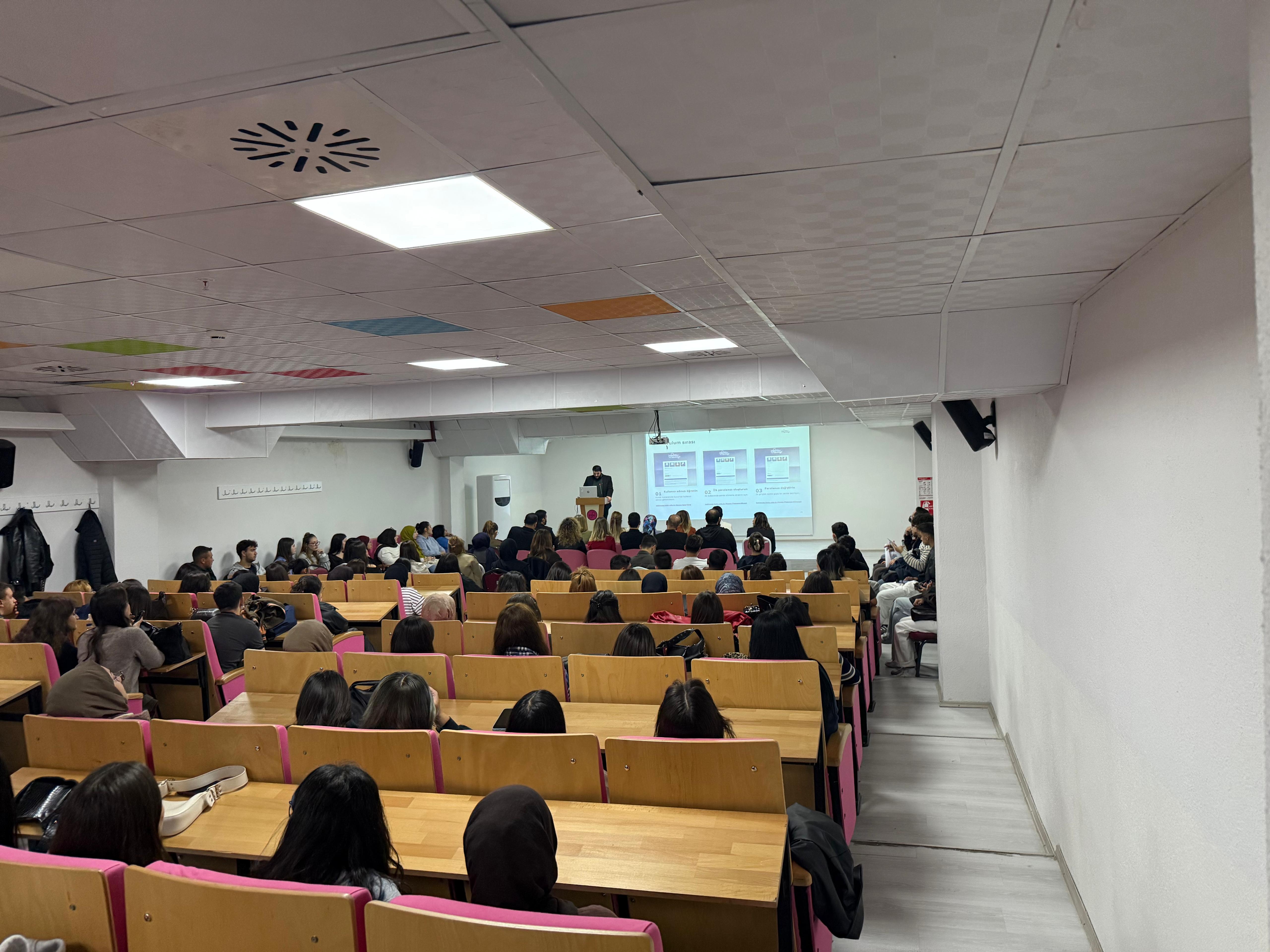 Meslek Yüksekokulumuzda Oryantasyon Programı Düzenlendi. - 9
