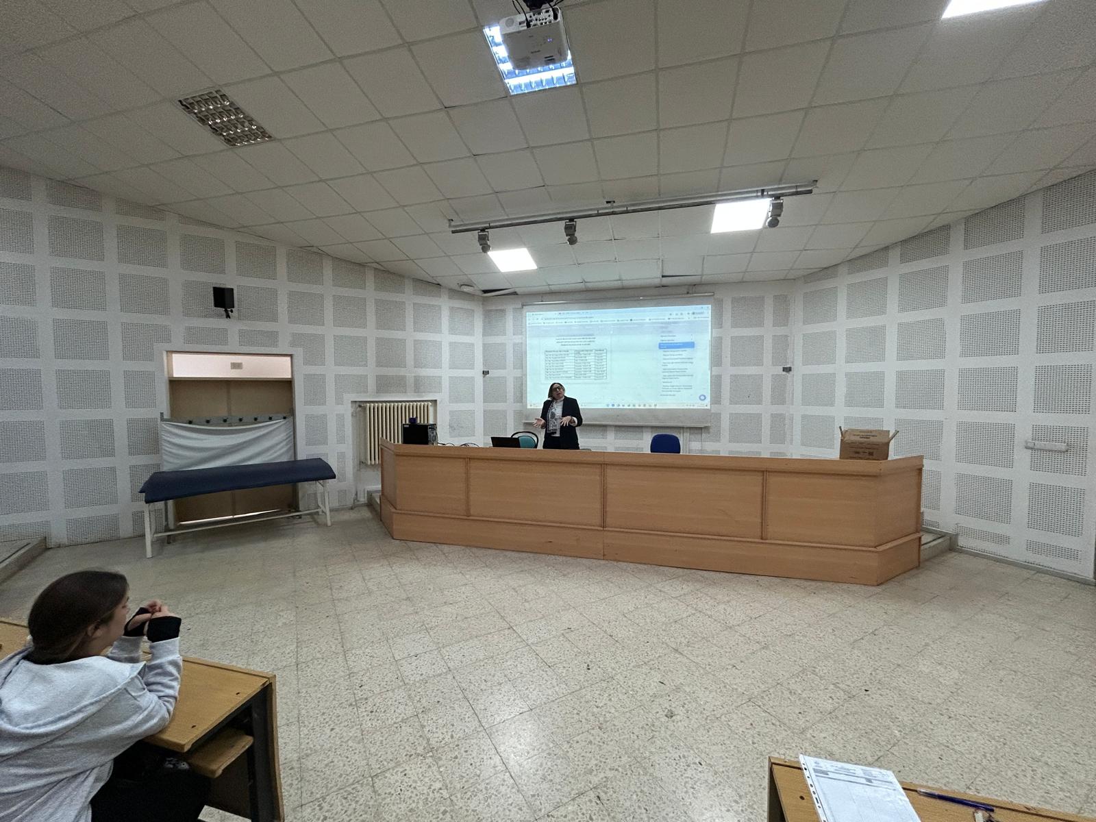 Ebelik Bölümü Birinci Sınıf Öğrencilerine Oryantasyon Programı Gerçekleştirildi - 5