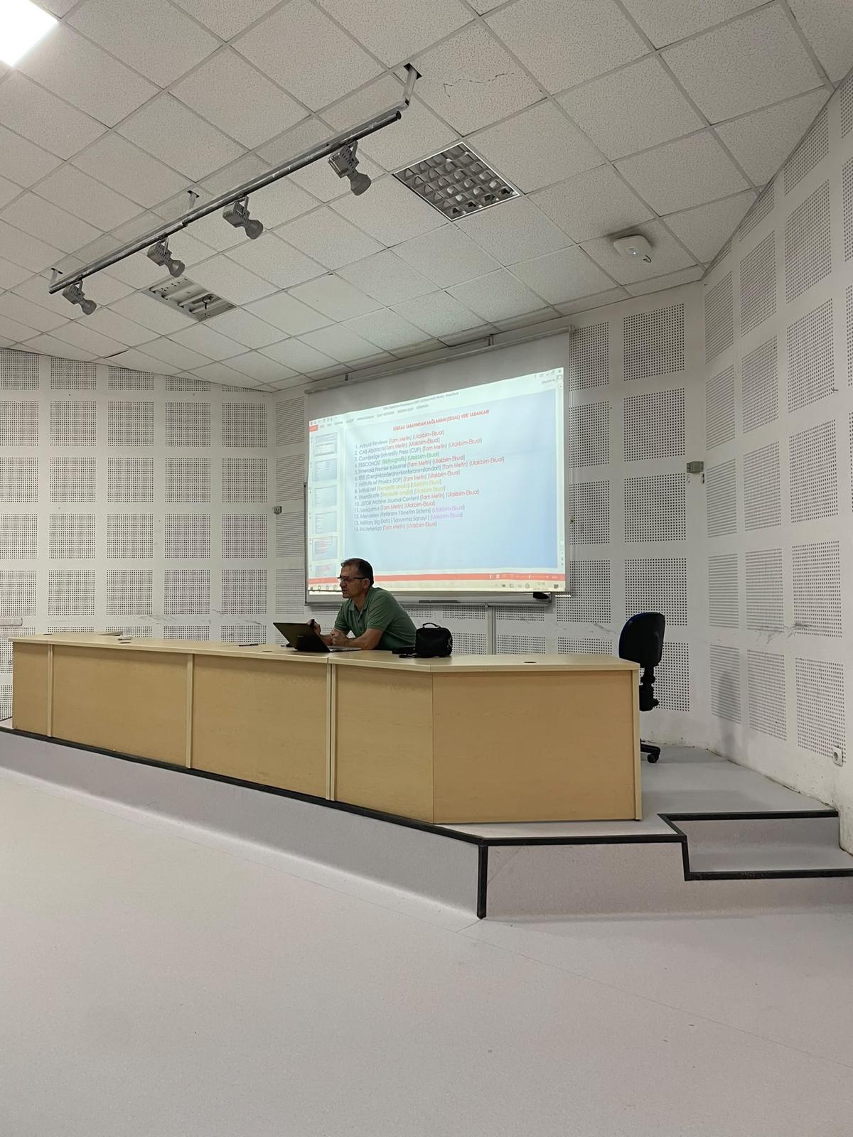Fakültemizde Yeni Öğrencilere Yönelik Oryantasyon Programı Gerçekleştirildi - 6