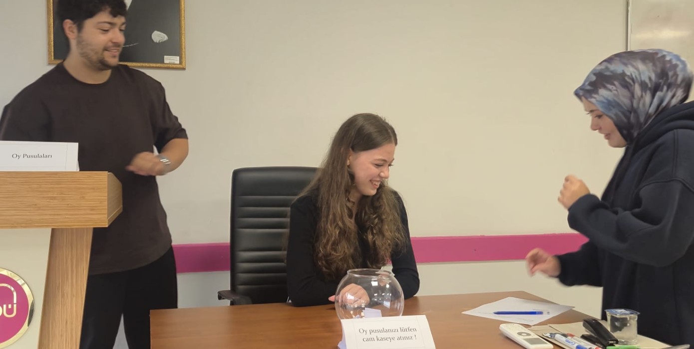 Yapay Zekâ Operatörlüğü Programında Sınıf/Bölüm Temsilciliği Seçimi Gerçekleştirildi