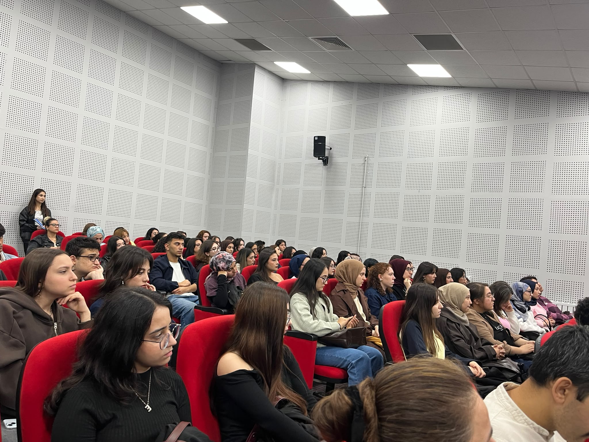 Bölümümüze Yeni Katılan Öğrencilerimize Yönelik Oryantasyon Programı Gerçekleştirildi - 1
