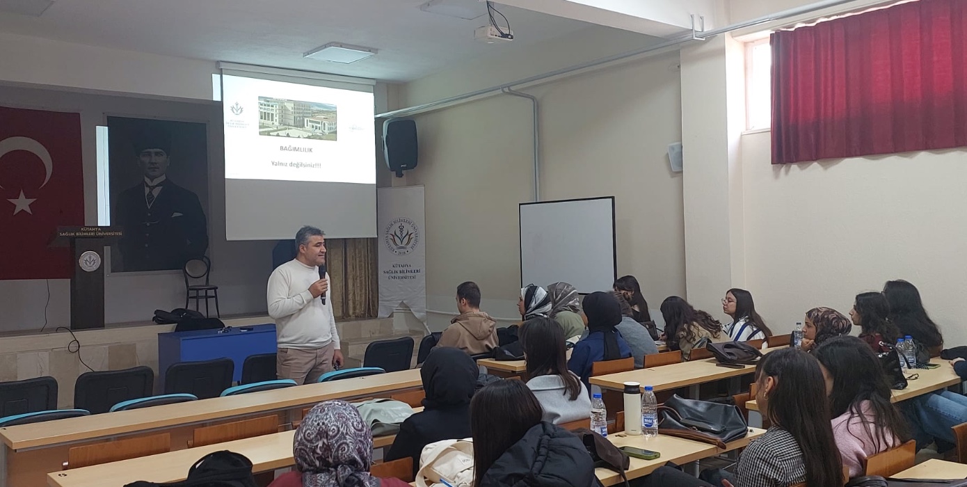Öğrencilerimize Bağımlılık ve Uyum Eğitimi Verildi