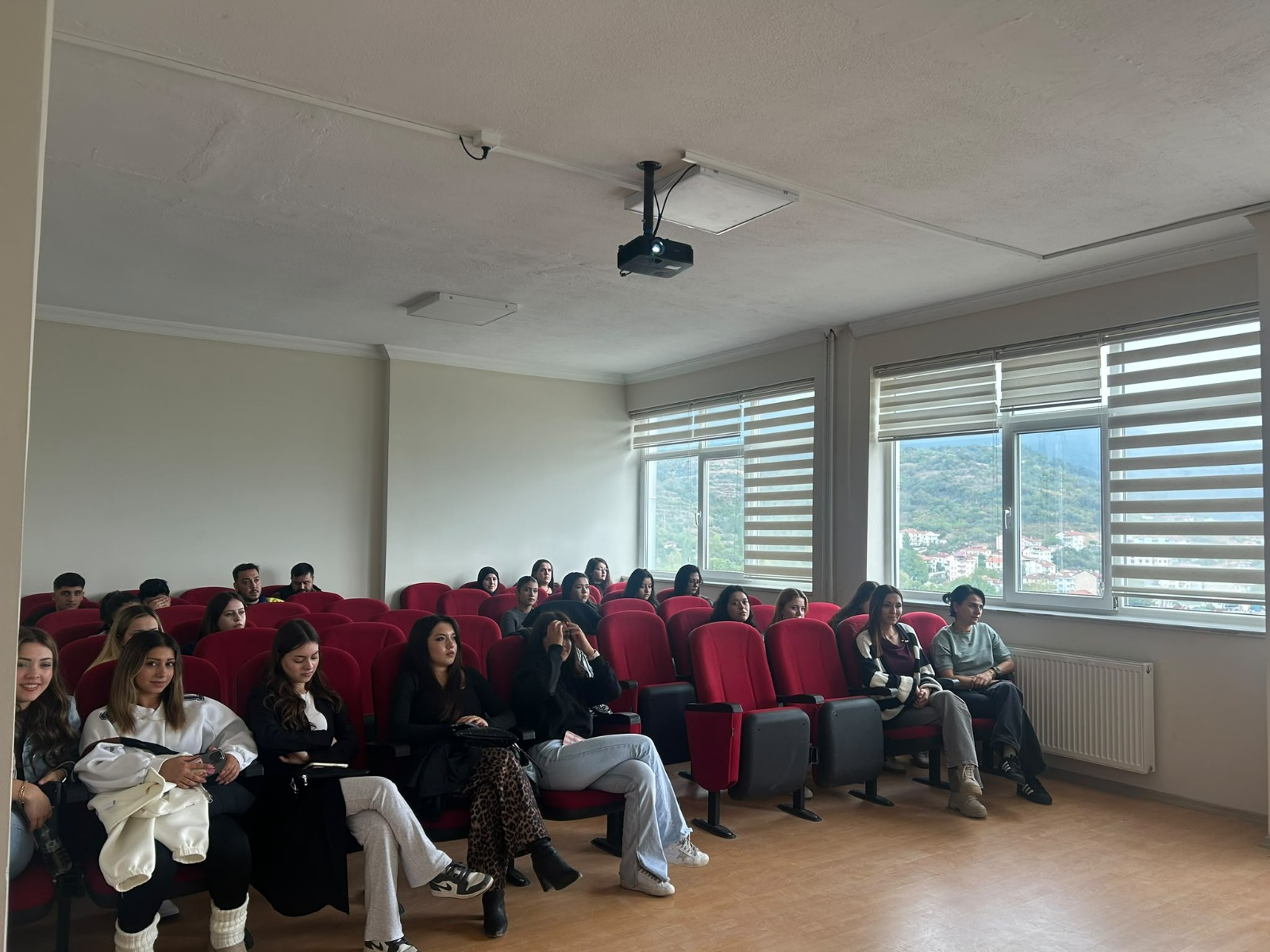 YENİ ÖĞRENCİLERİMİZ İÇİN ORYANTASYON PROGRAMI DÜZENLENDİ - 5