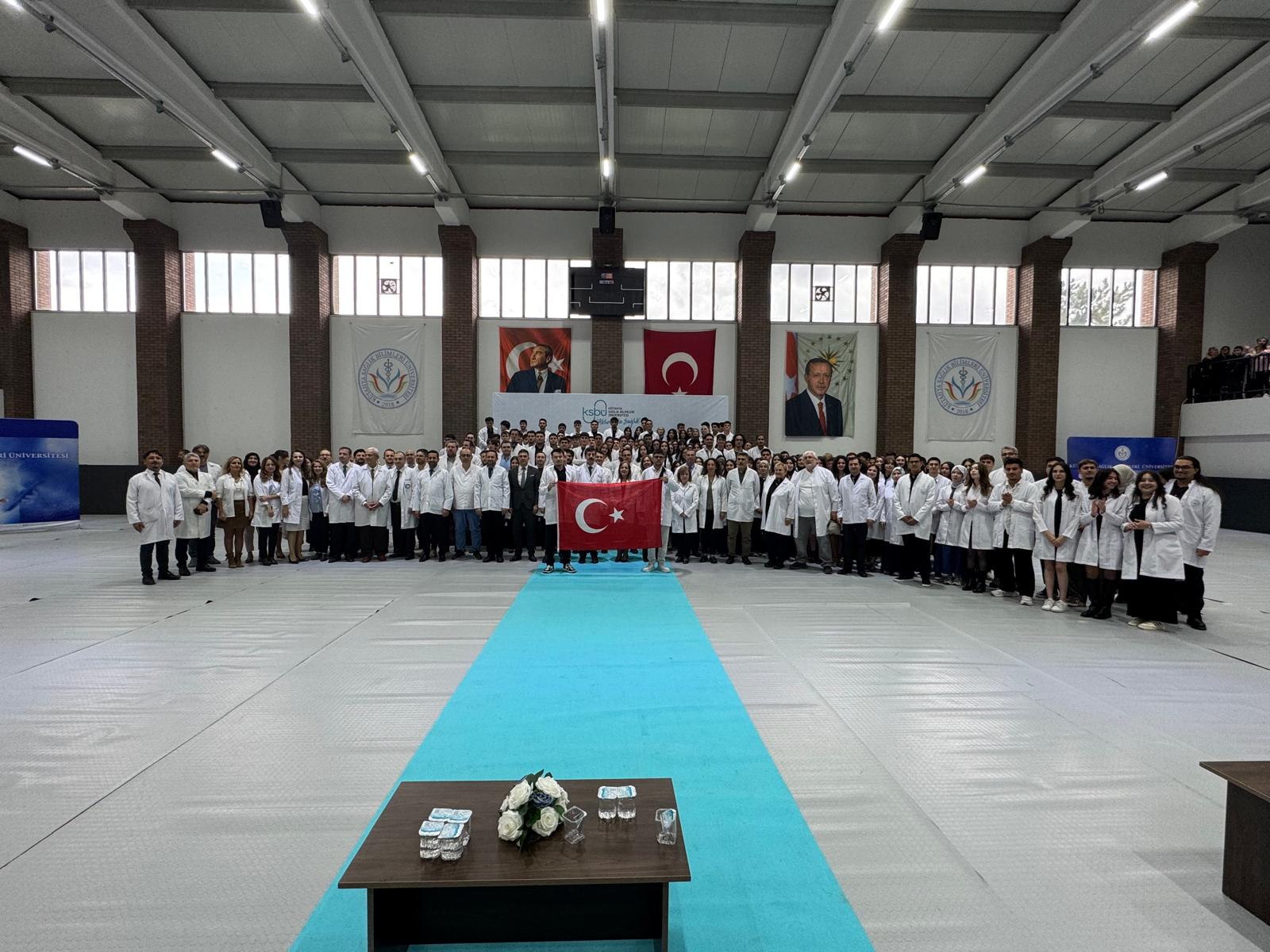 KSBÜ TIP FAKÜLTESİ’NDE BEYAZ ÖNLÜK HEYECANI