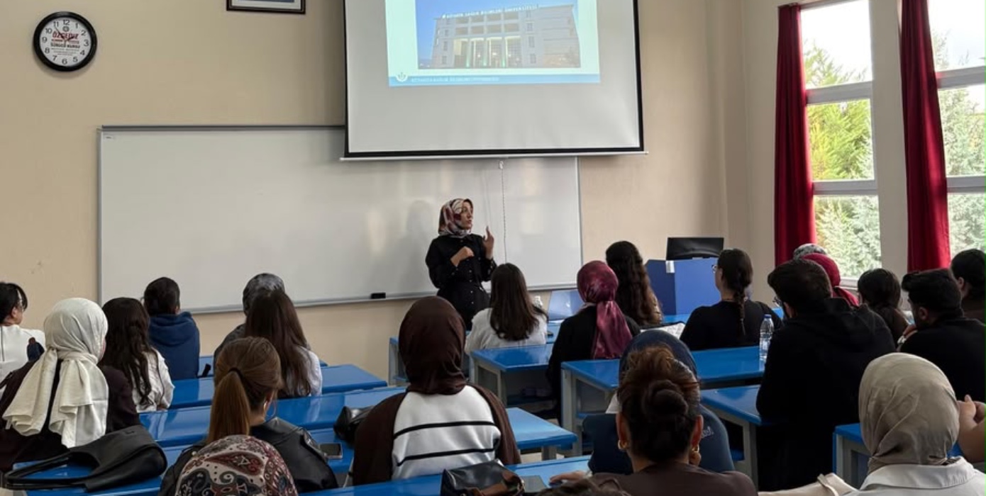 1. Sınıf Öğrencilerine Oryantasyon Eğitimi Verildi