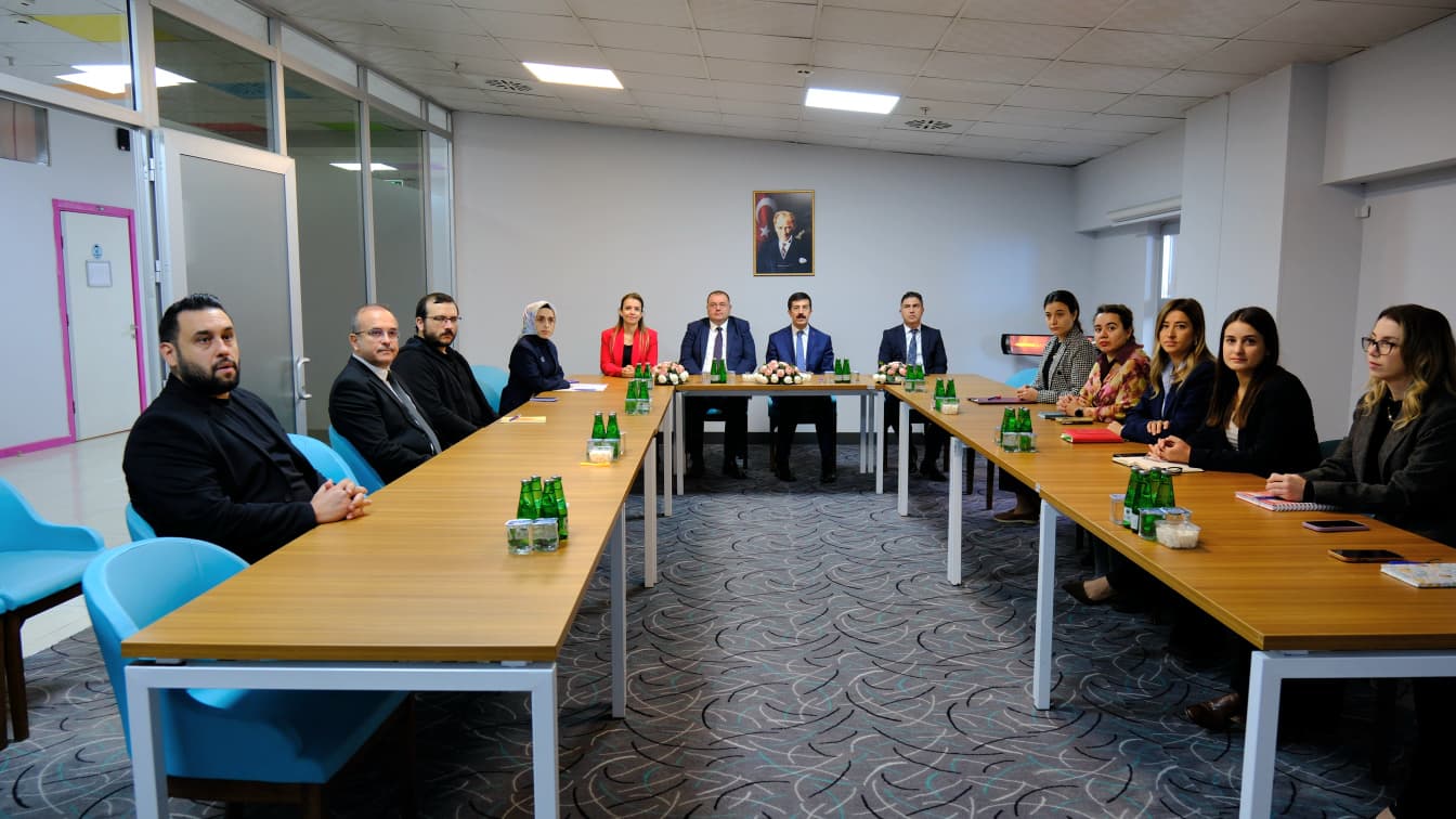 KÜTAHYA MYO’DA AKADEMİK KURUL VE DEĞERLENDİRME TOPLANTISI GERÇEKLEŞTİRİLDİ