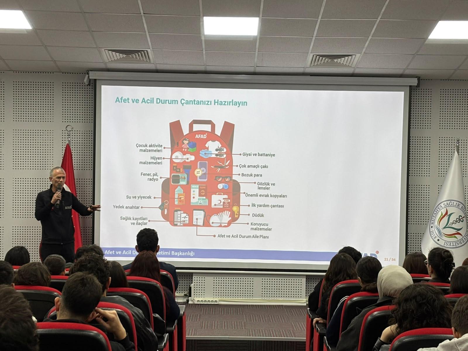 Fakültemizde “Afet Bilinci ve Gönüllülük” Eğitimi Gerçekleştirildi - 7