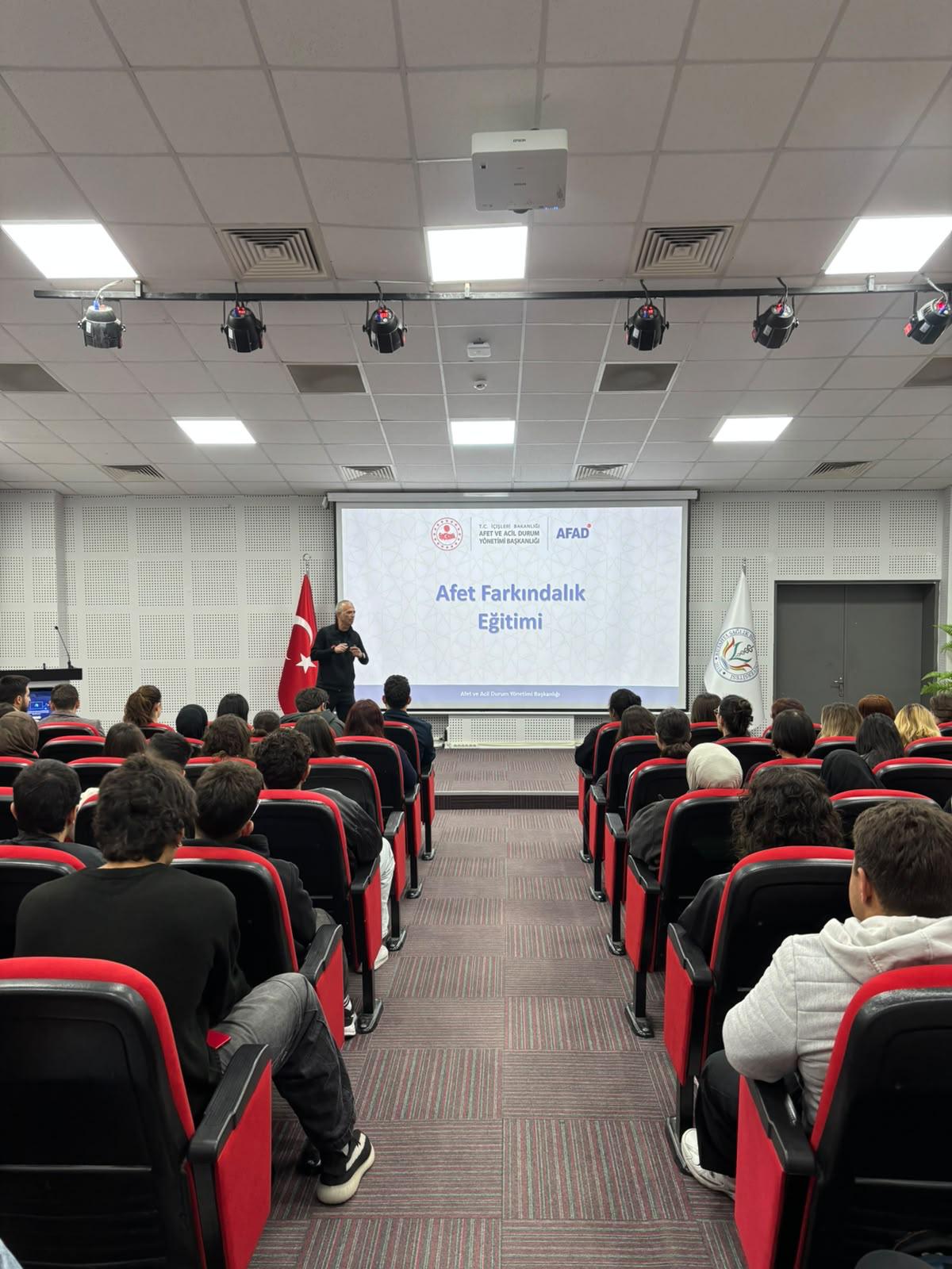 Fakültemizde “Afet Bilinci ve Gönüllülük” Eğitimi Gerçekleştirildi - 5