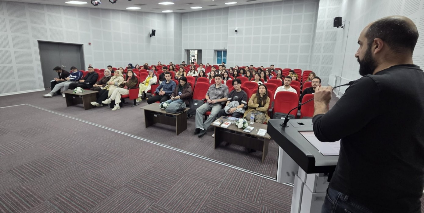Öğrenci Topluluk Başkanları Yeni Dönem Hazırlıkları İçin Bir Araya Geldi