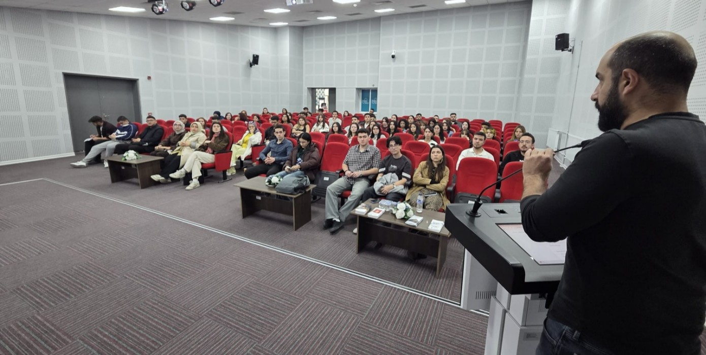 Öğrenci Topluluk Başkanları Yeni Dönem Hazırlıkları İçin Bir Araya Geldi