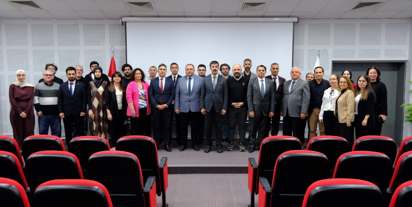 FAKÜLTEMİZDE AKADEMİK KURUL VE DEĞERLENDİRME TOPLANTISI GERÇEKLEŞTİRİLDİ