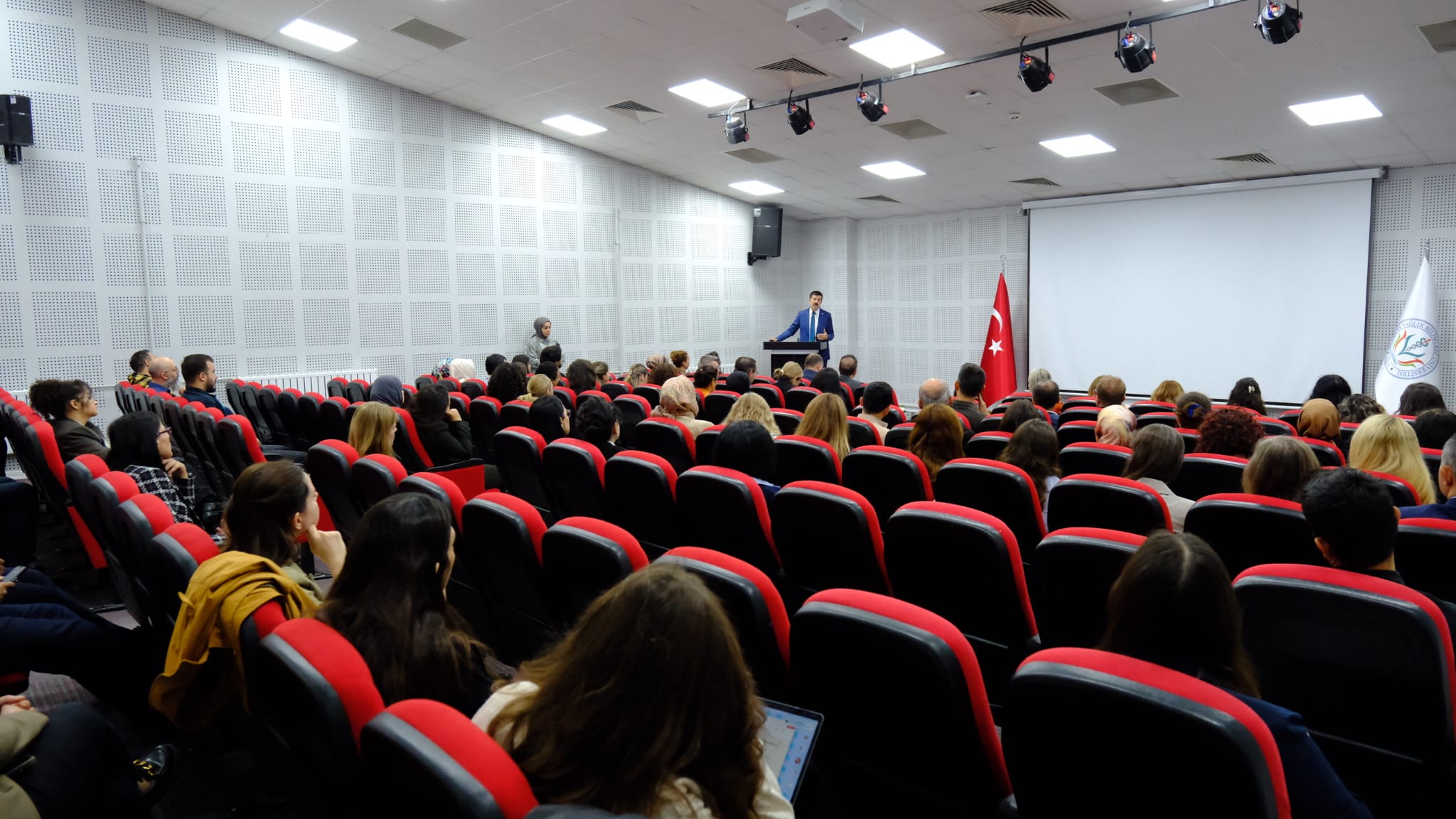 SBF’DE AKADEMİK KURUL VE DEĞERLENDİRME TOPLANTISI GERÇEKLEŞTİRİLDİ