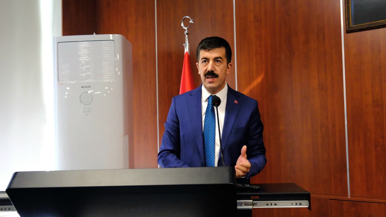 Kütahya Sağlık Bilimleri Üniversitesi (KSBÜ) Tıp Fakültesinde akademik kurul ve değerlendirme toplantısı, Hekim Sinan Konferans Salonu’nda gerçekleştirildi. - 4