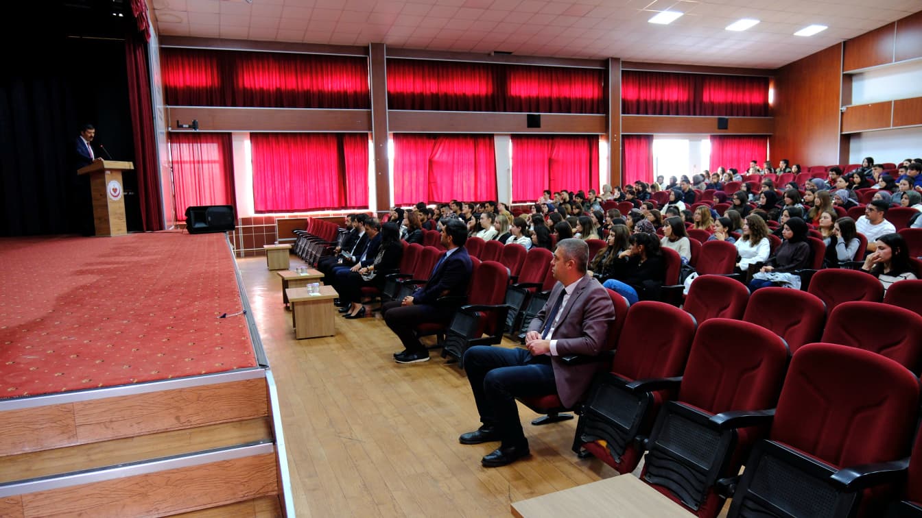 SİMAV SHMYO’DA AKADEMİK KURUL VE DEĞERLENDİRME TOPLANTISI YAPILDI