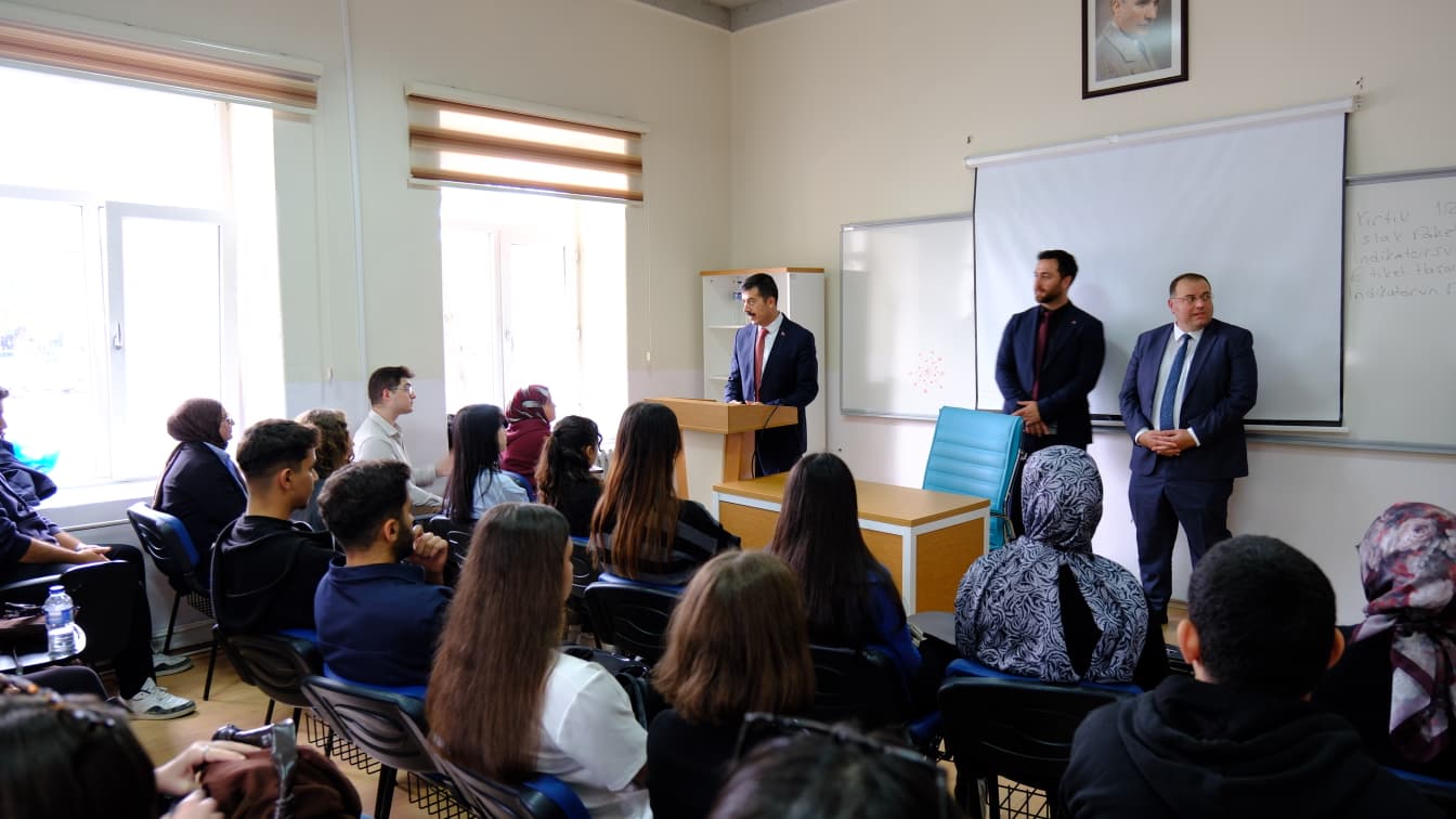 TAVŞANLI SHMYO’DA AKADEMİK KURUL VE DEĞERLENDİRME TOPLANTISI GERÇEKLEŞTİRİLDİ